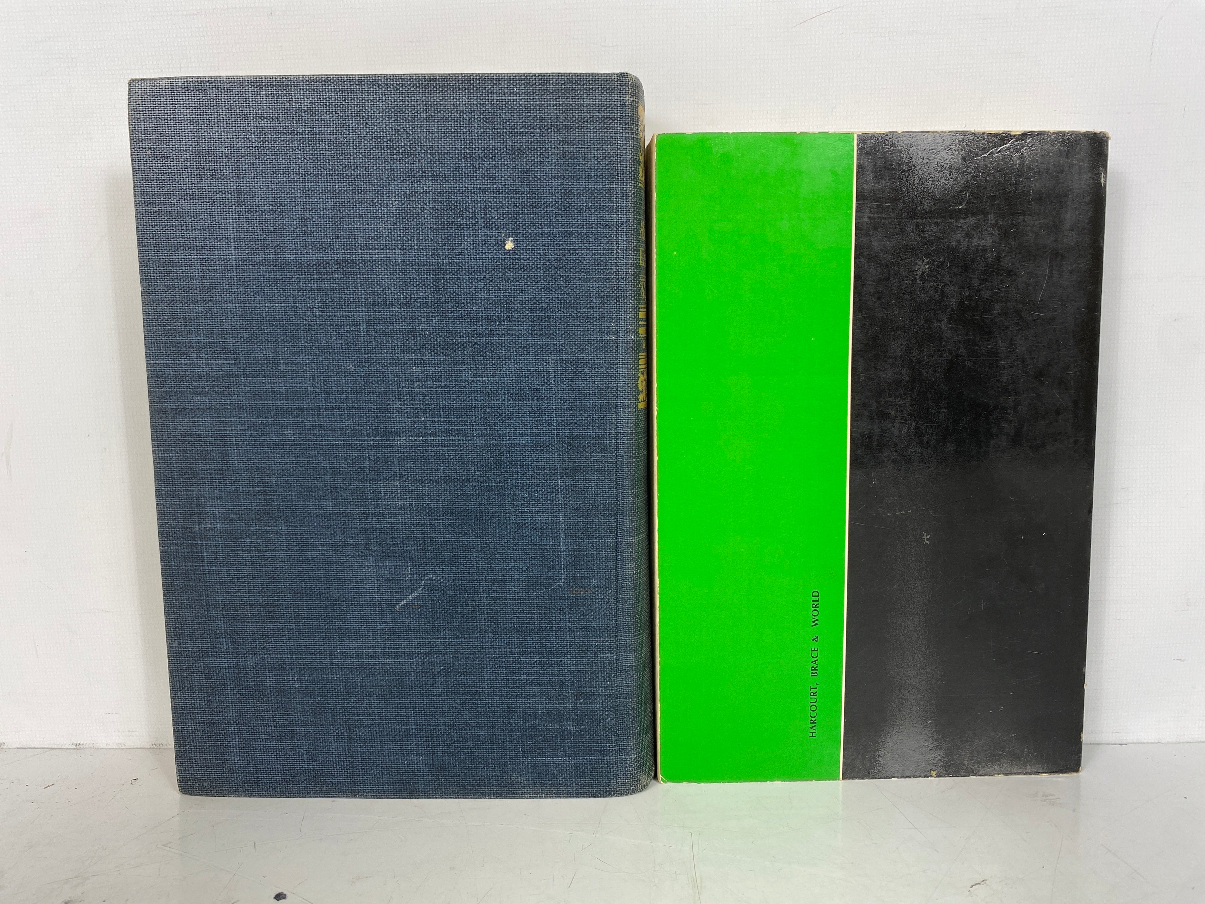 Lot of 2: The American Language (1937)/Aspects of Language (1968)