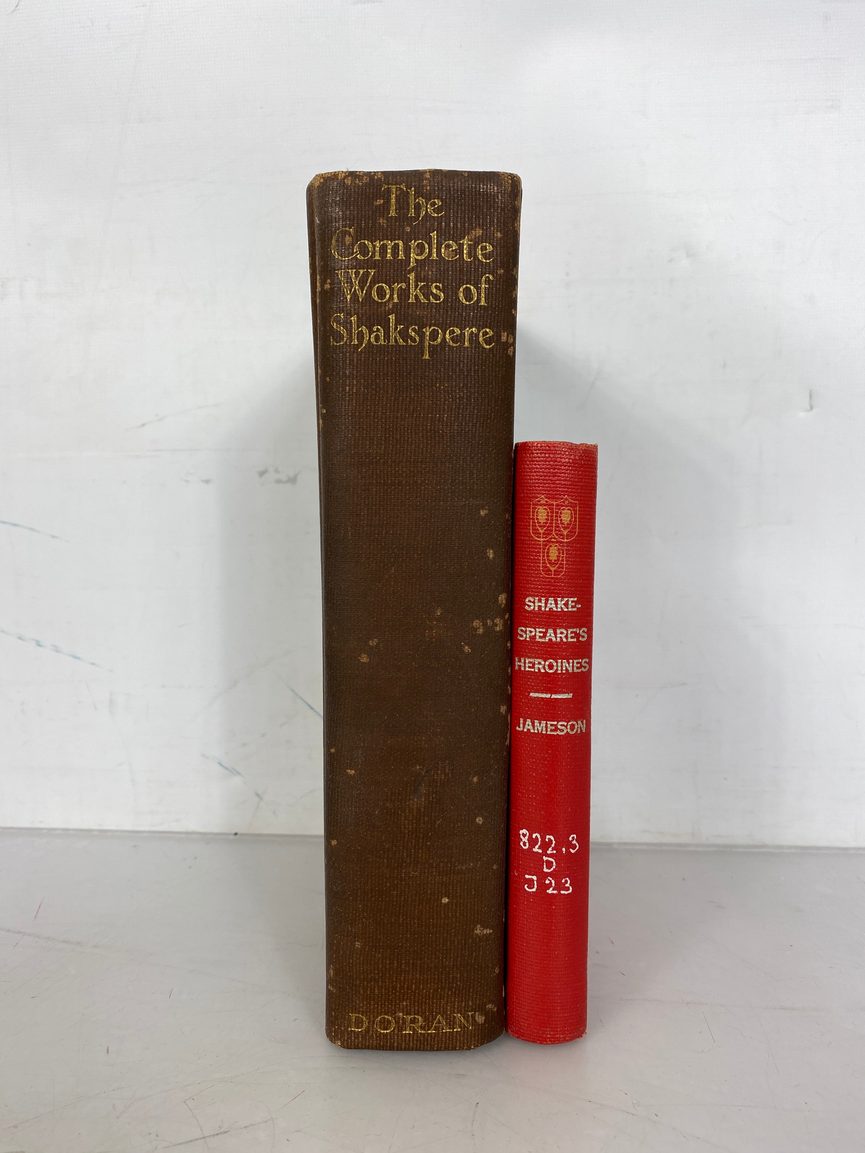 Lot of 2 Shakespeare Books Complete Works and Heroines (1930) HC