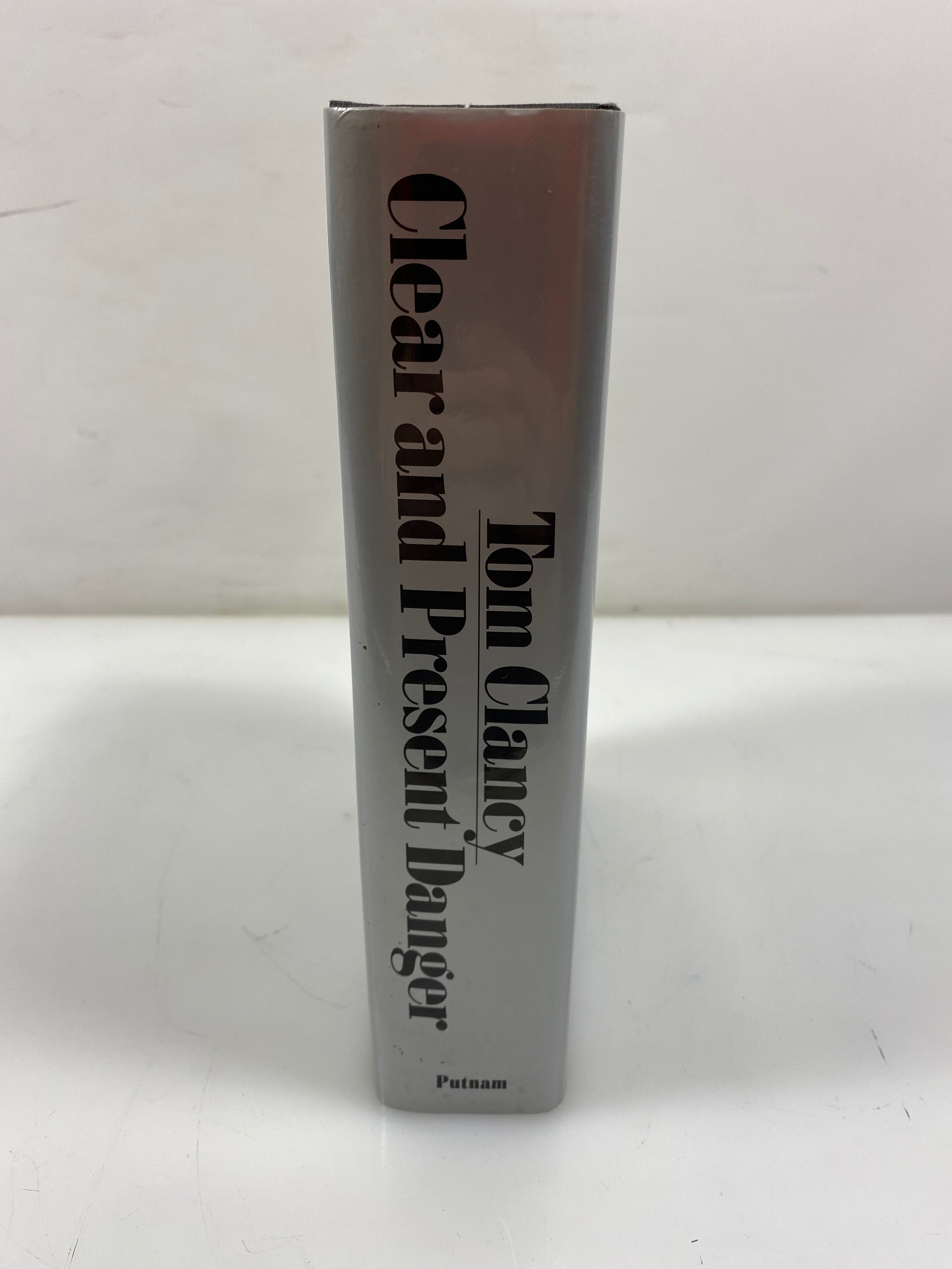 Clear and Present Danger Clancy 1989 HCDJ