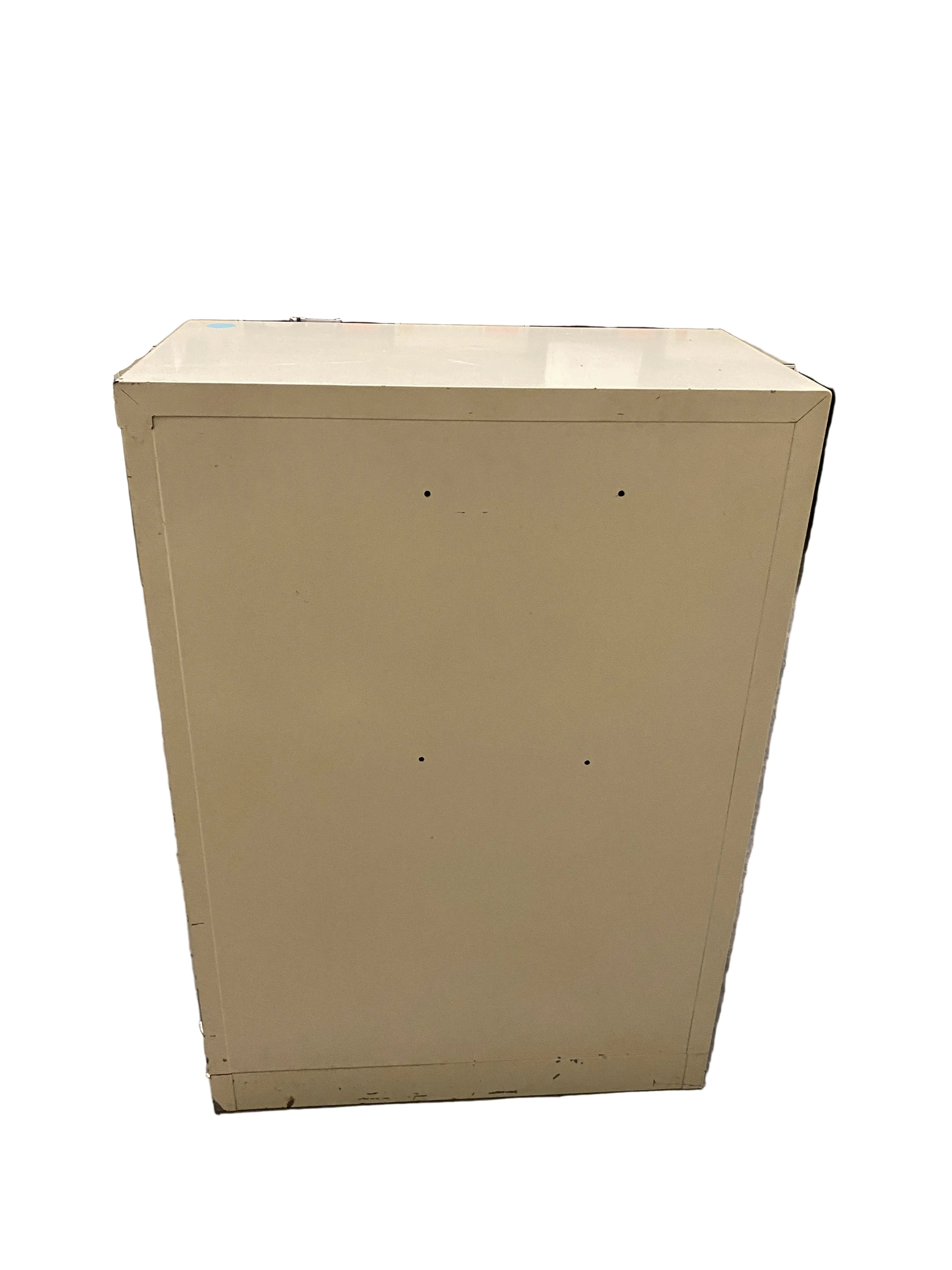 Steelcase Tan 4 Drawer File Cabinet *Key Included*