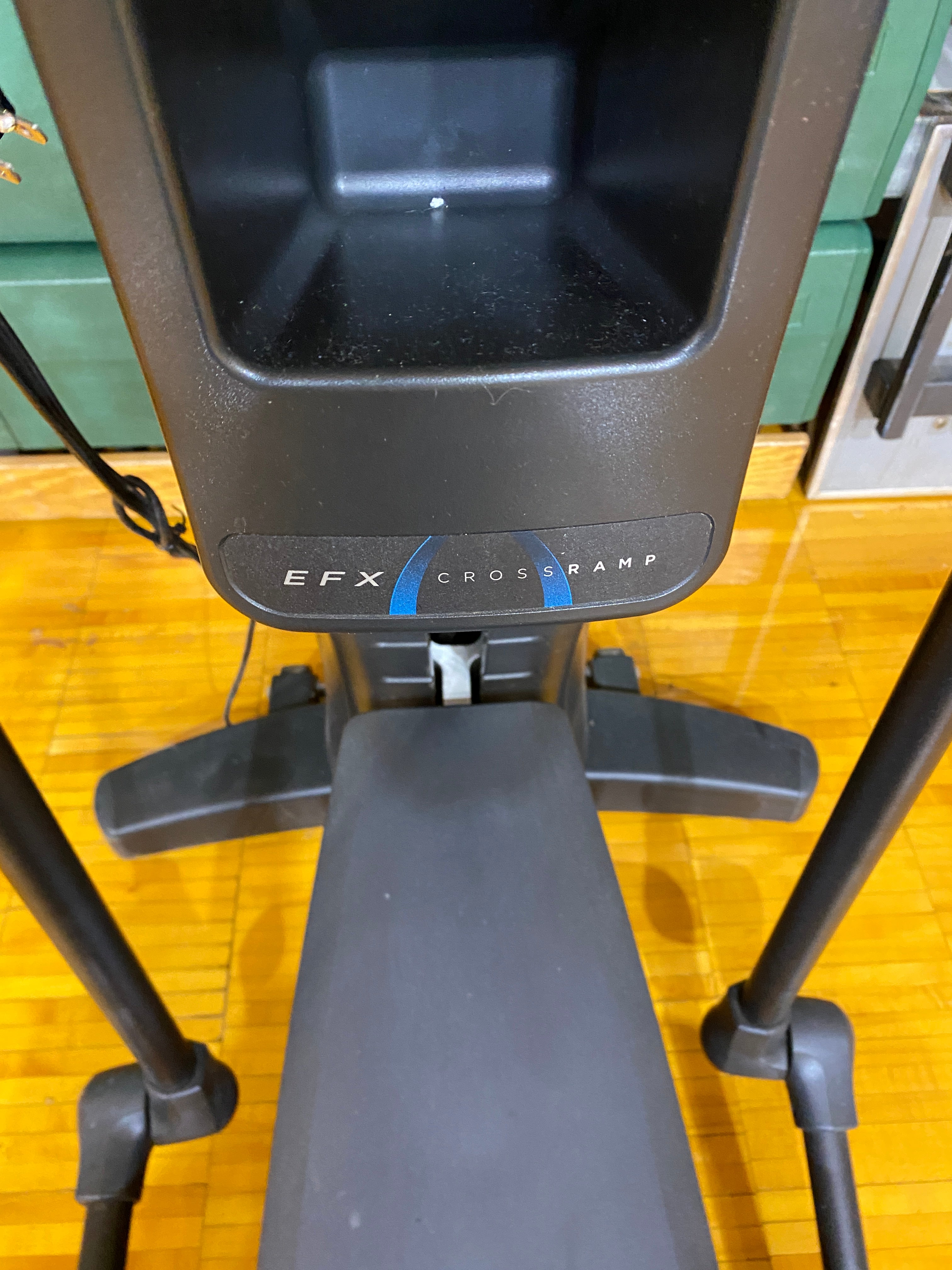 Precor EFX Cross Ramp Elliptical #22