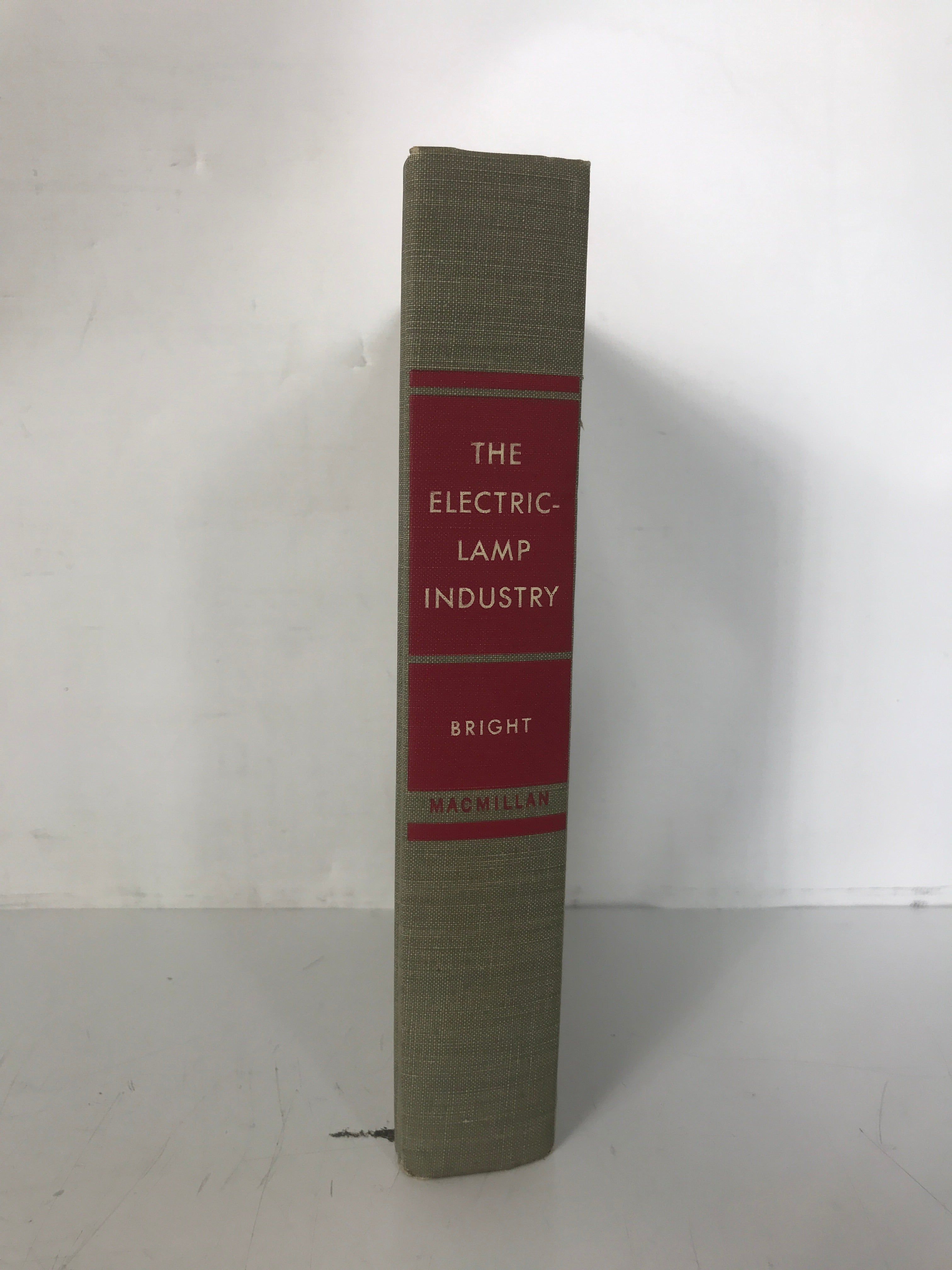 The Electric Lamp Industry Arthur Bright 1949 1st Ed 1st Printing HC DJ