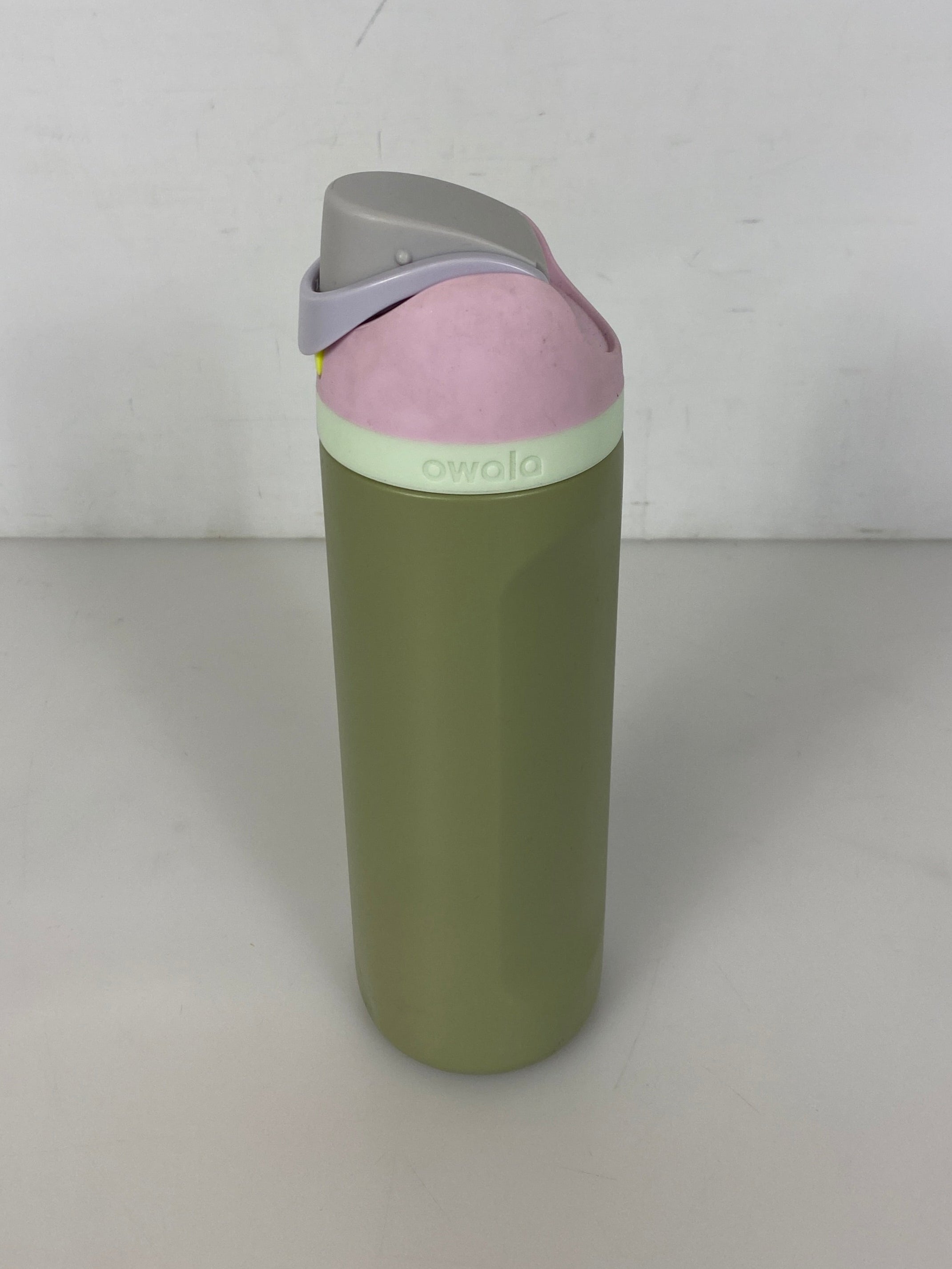 Owala Green Pink and Grey 24 oz Water Bottle