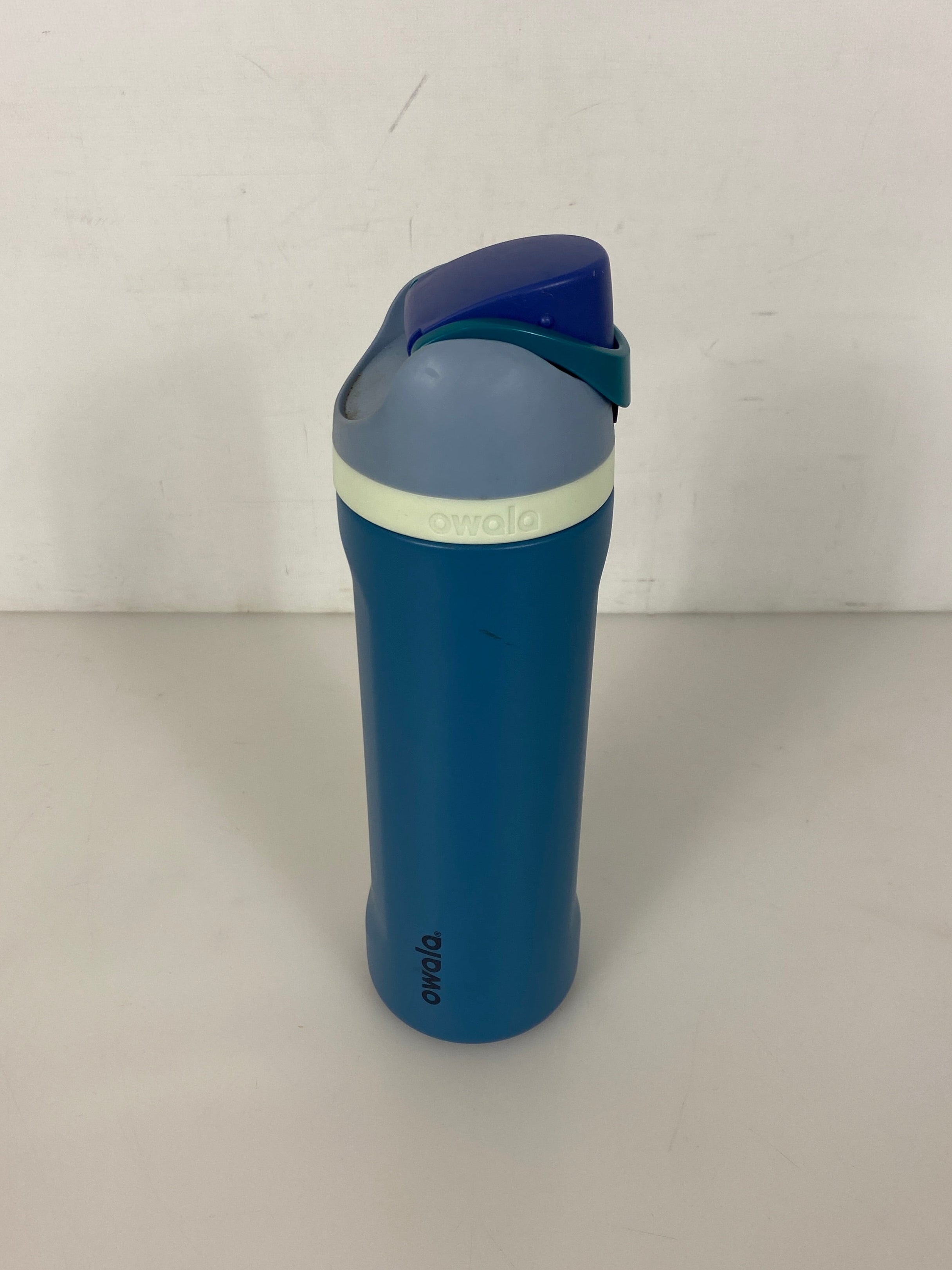 Owala Blue 24oz. Water Bottle