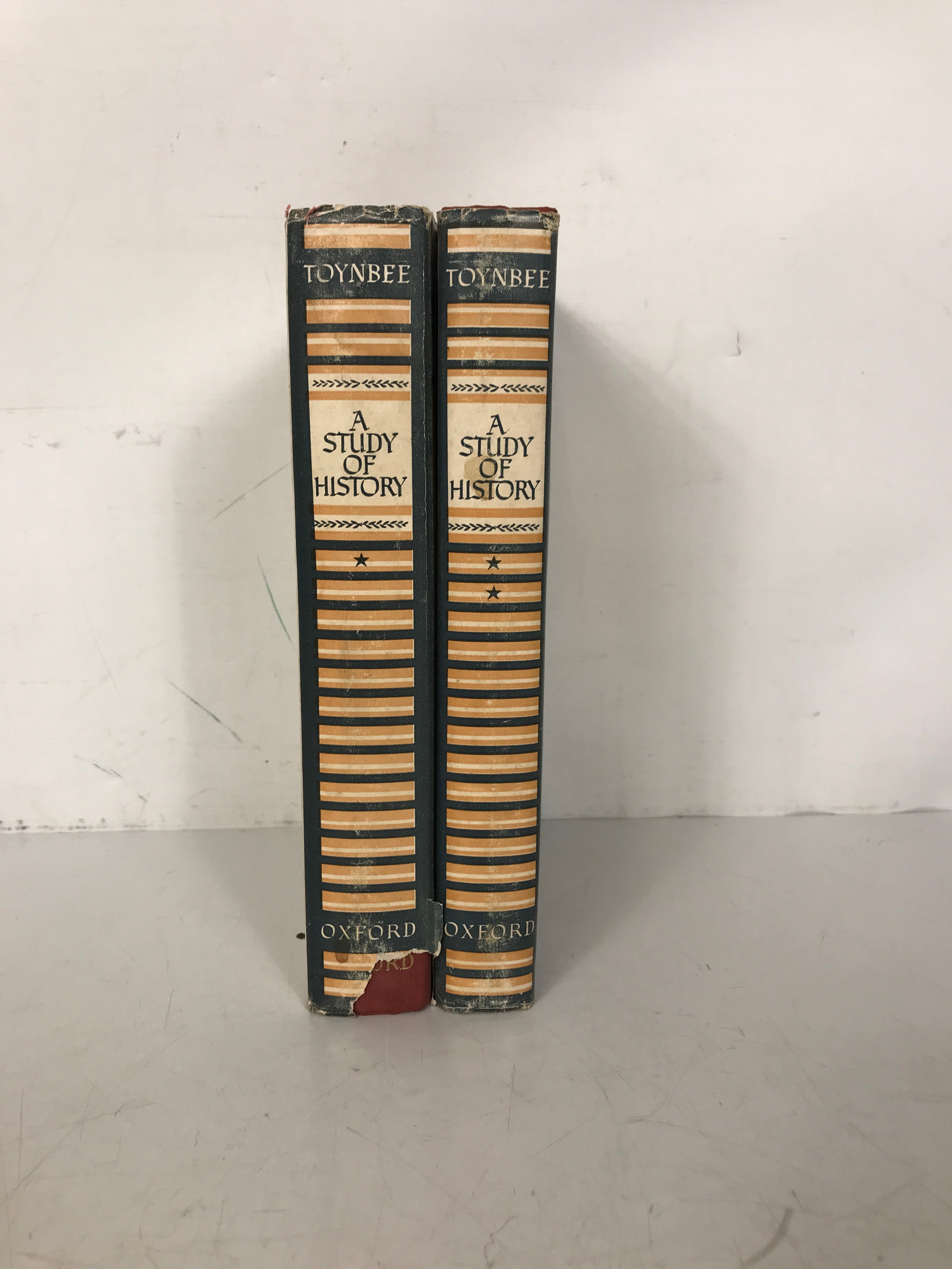 2 Vol Set A Study of History by Toynbee 1957-1963 Abridgement HC DJ