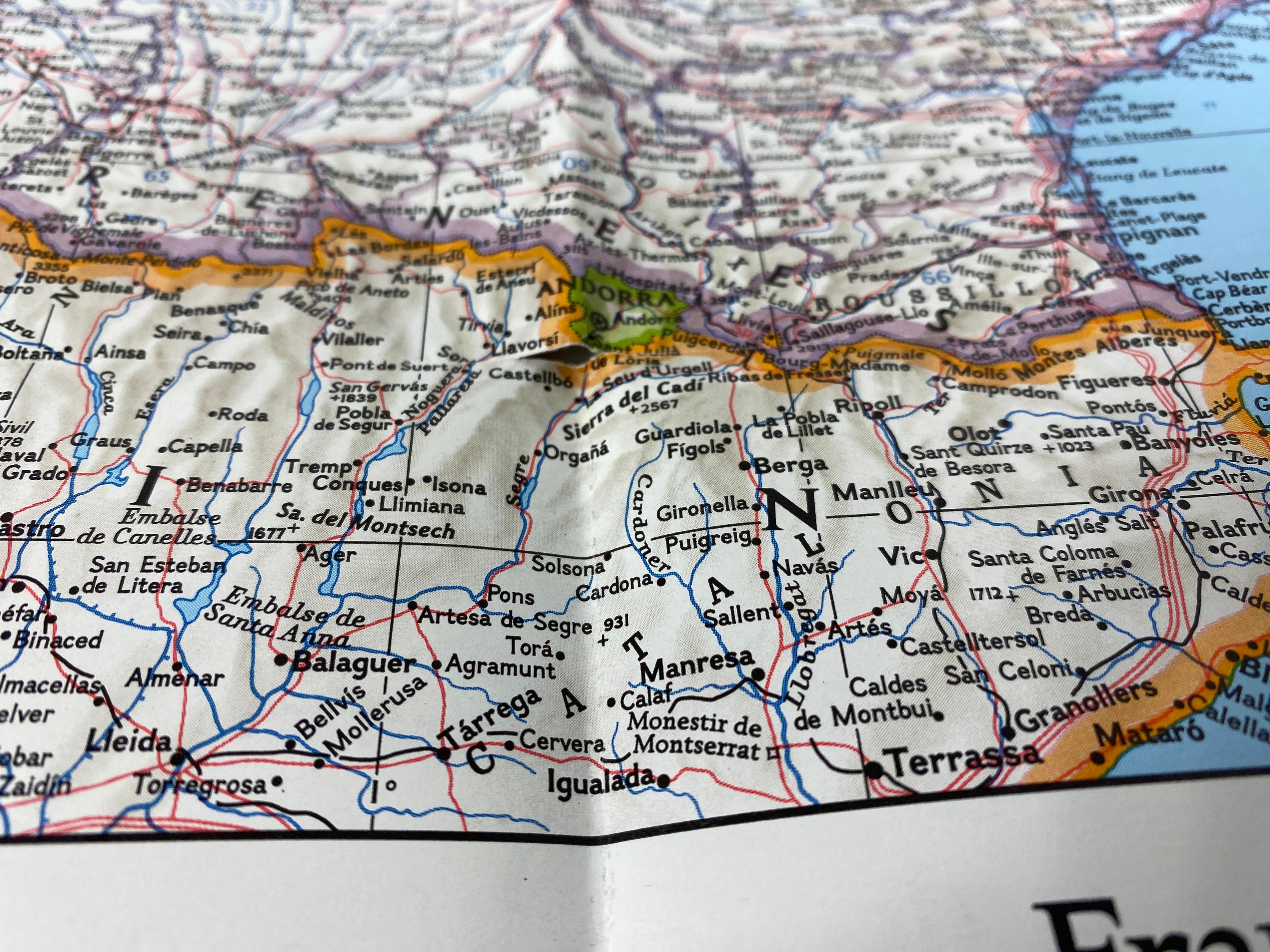 2 Maps: Nat Geo Historical France (1989)/Kummerly & Fey Frankreich Map (c1972)