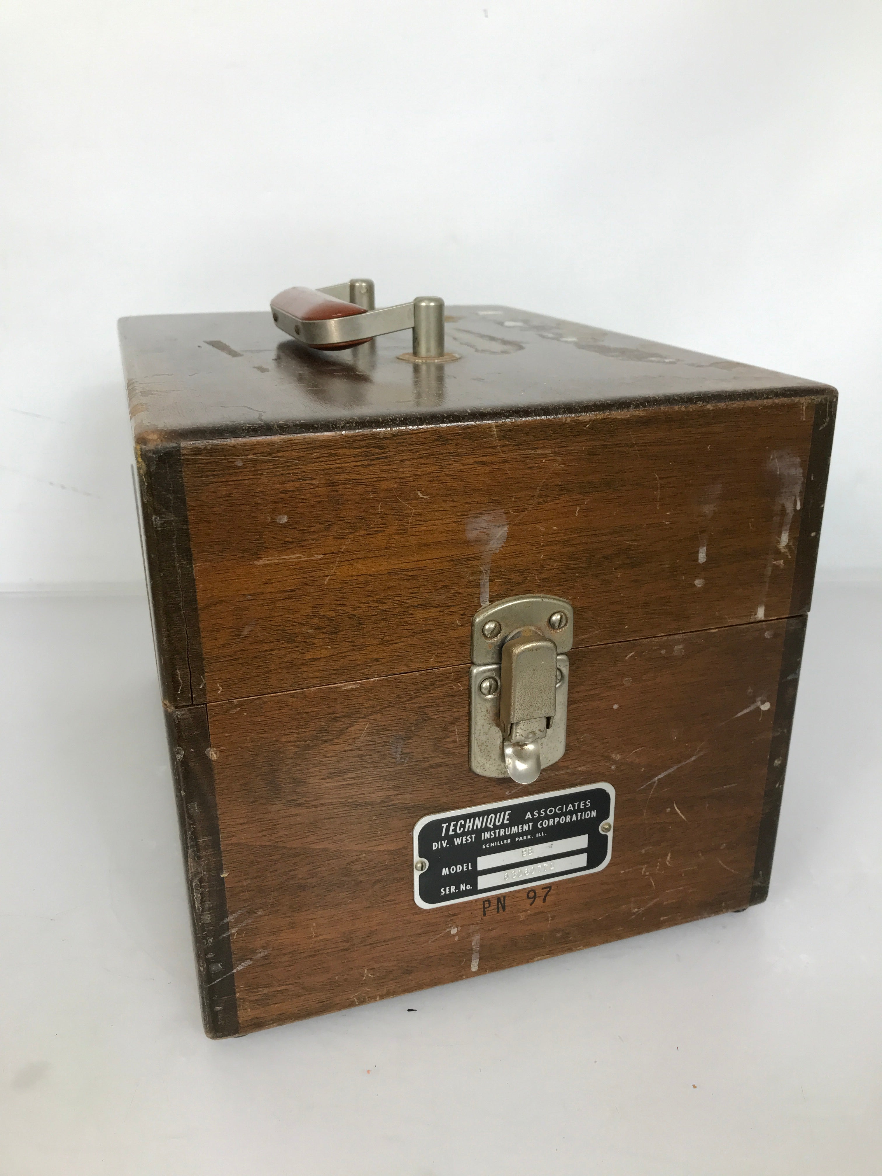 Vintage Technique Model 9B Pyrotest Instrument in Wooden Box