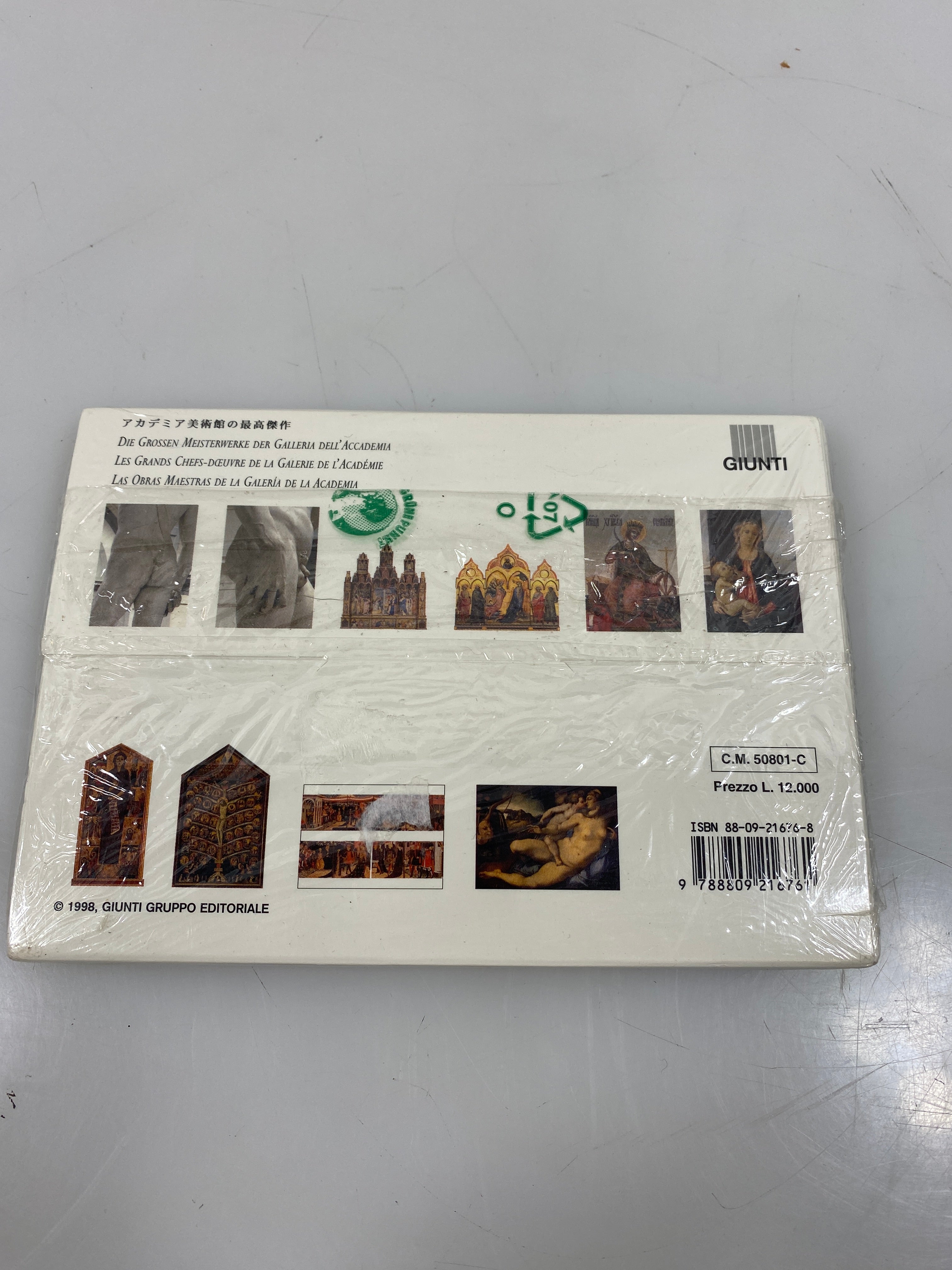 20 Academia Gallery Postcards *New*