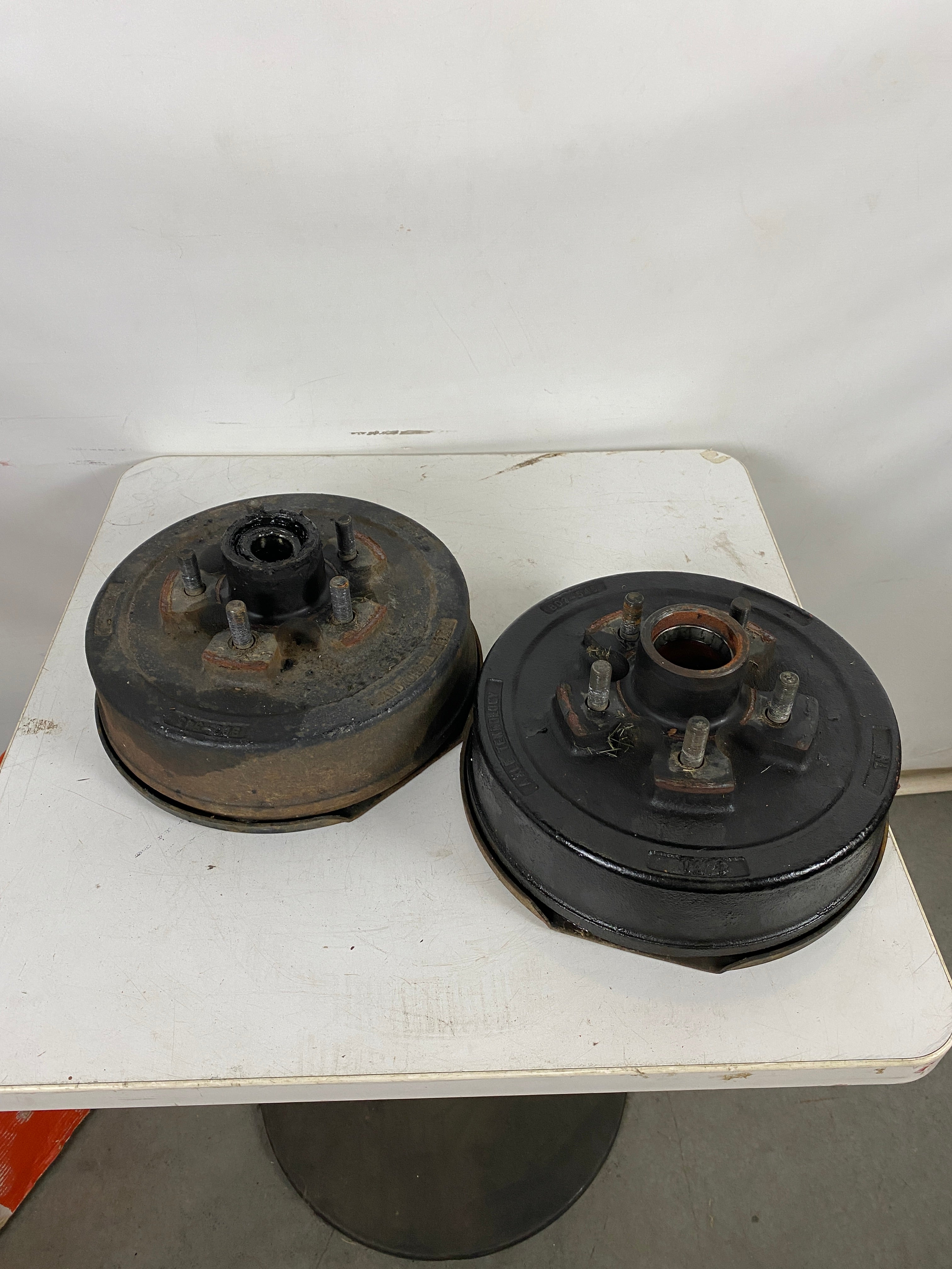 Carry-On Trailer Hub & Drum Assemblies