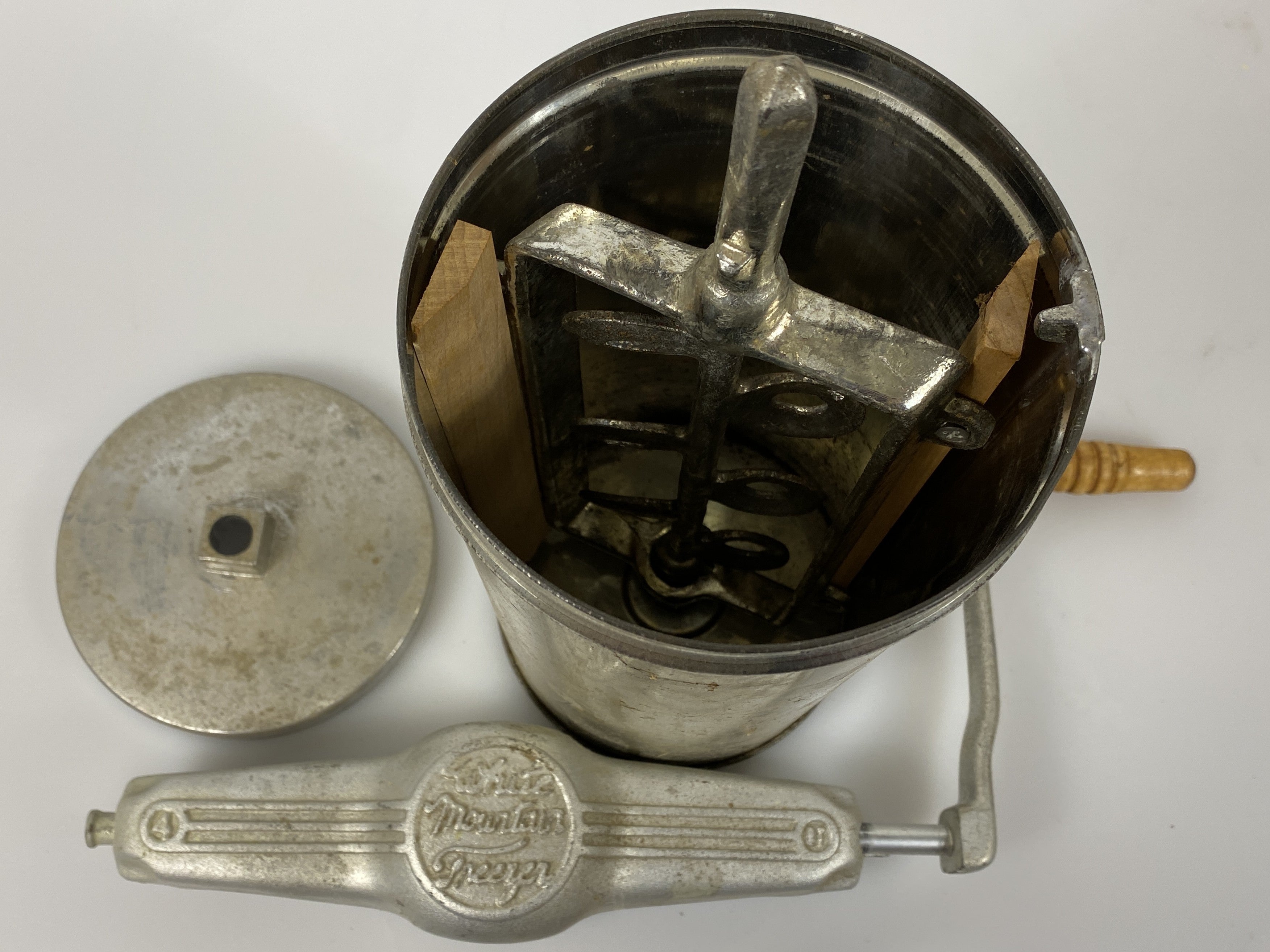 White Mountain Vintage Hand Crank Ice Cream Maker