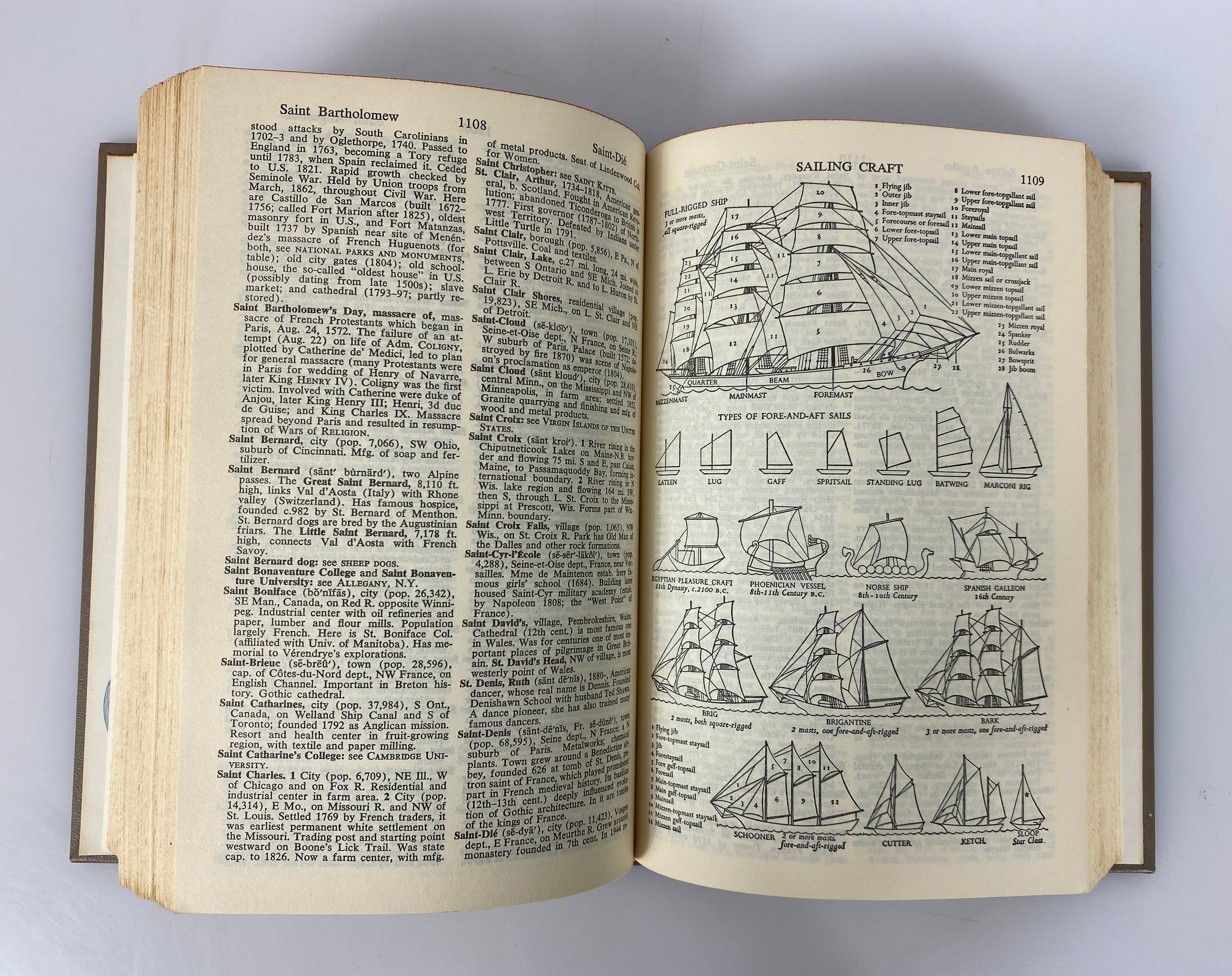 2 Volume Set The Columbia Viking Desk Encyclopedia 1953 Vintage HC