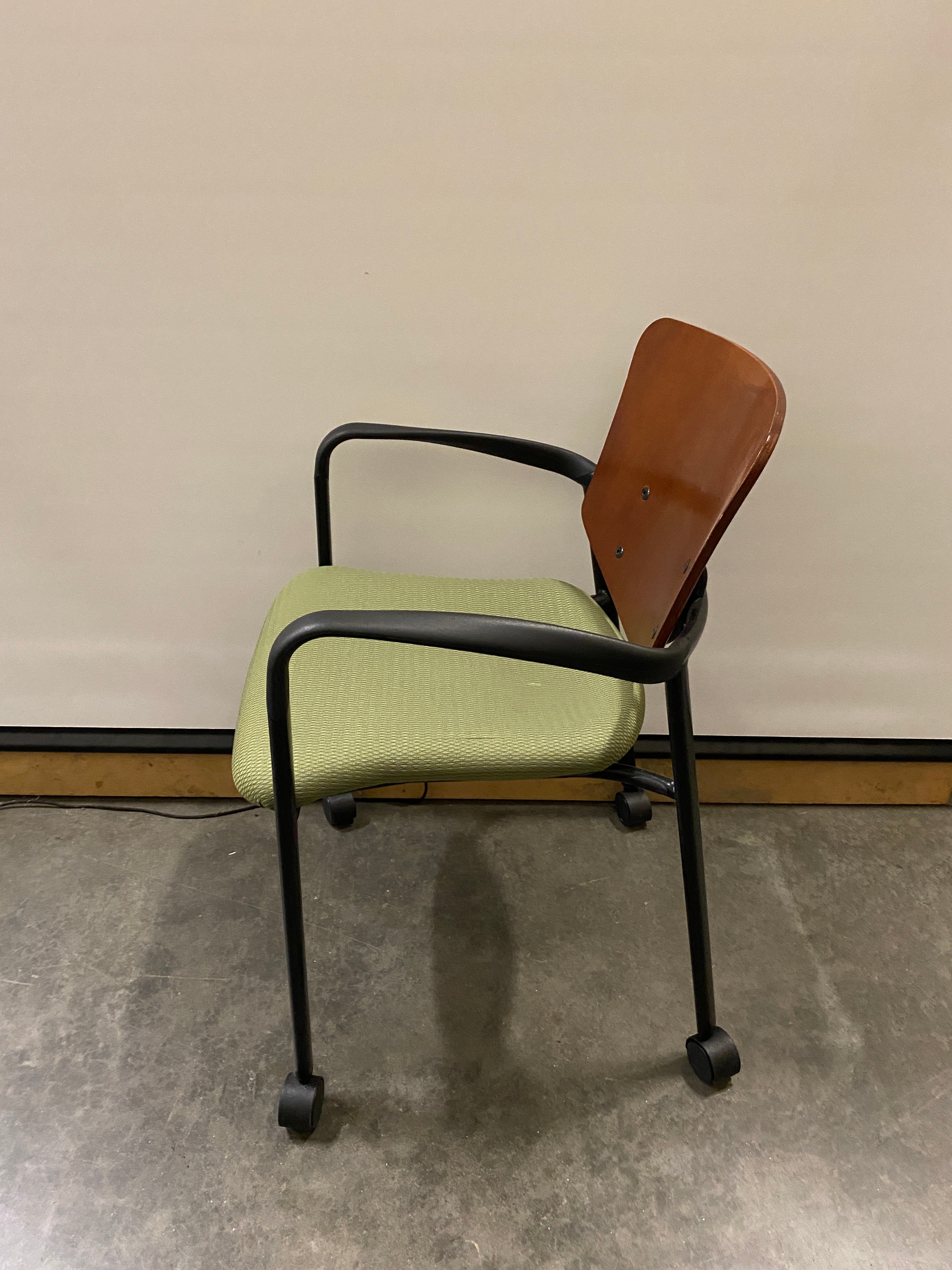 Haworth Green Improv Seats On Wheels