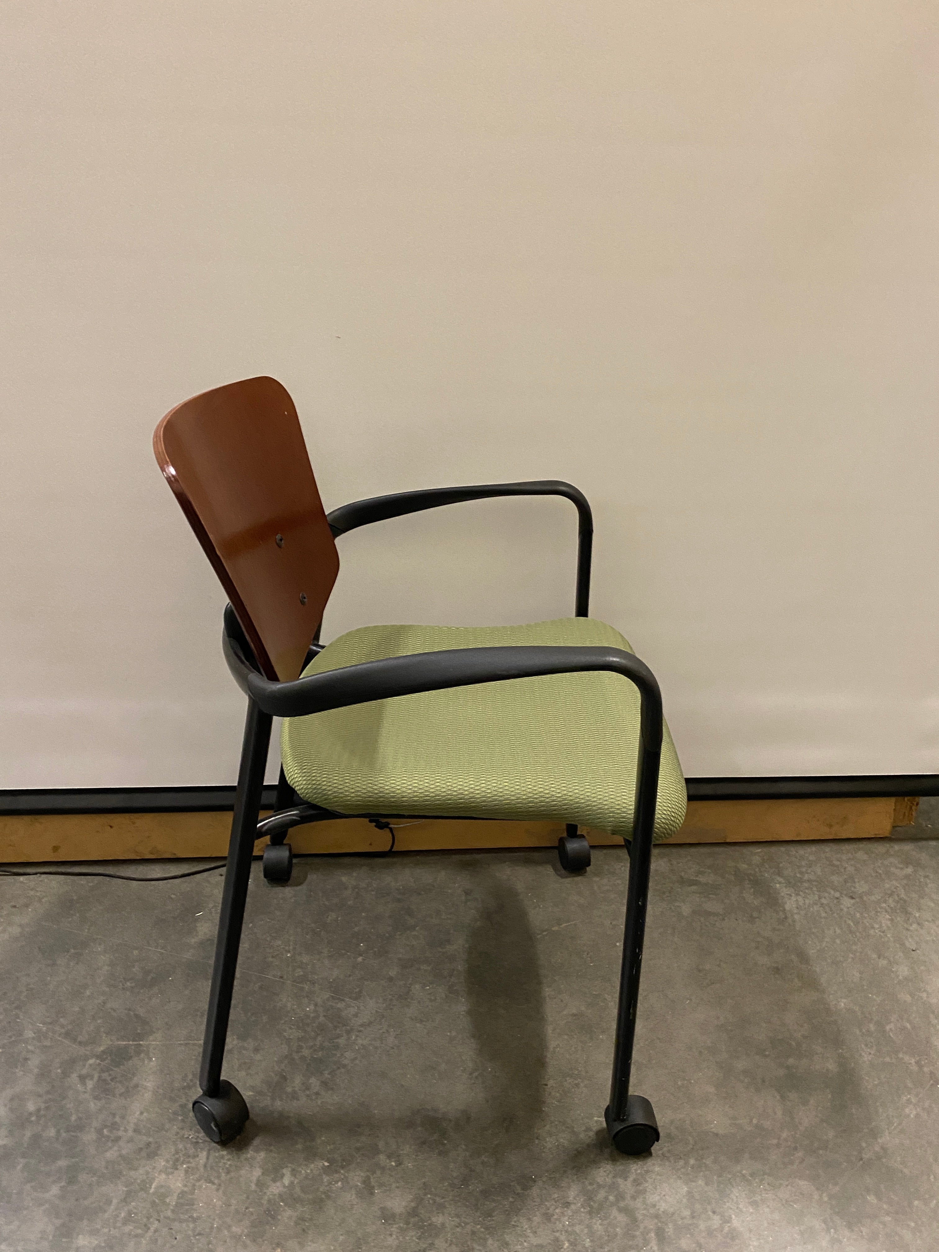 Haworth Green Improv Seats On Wheels