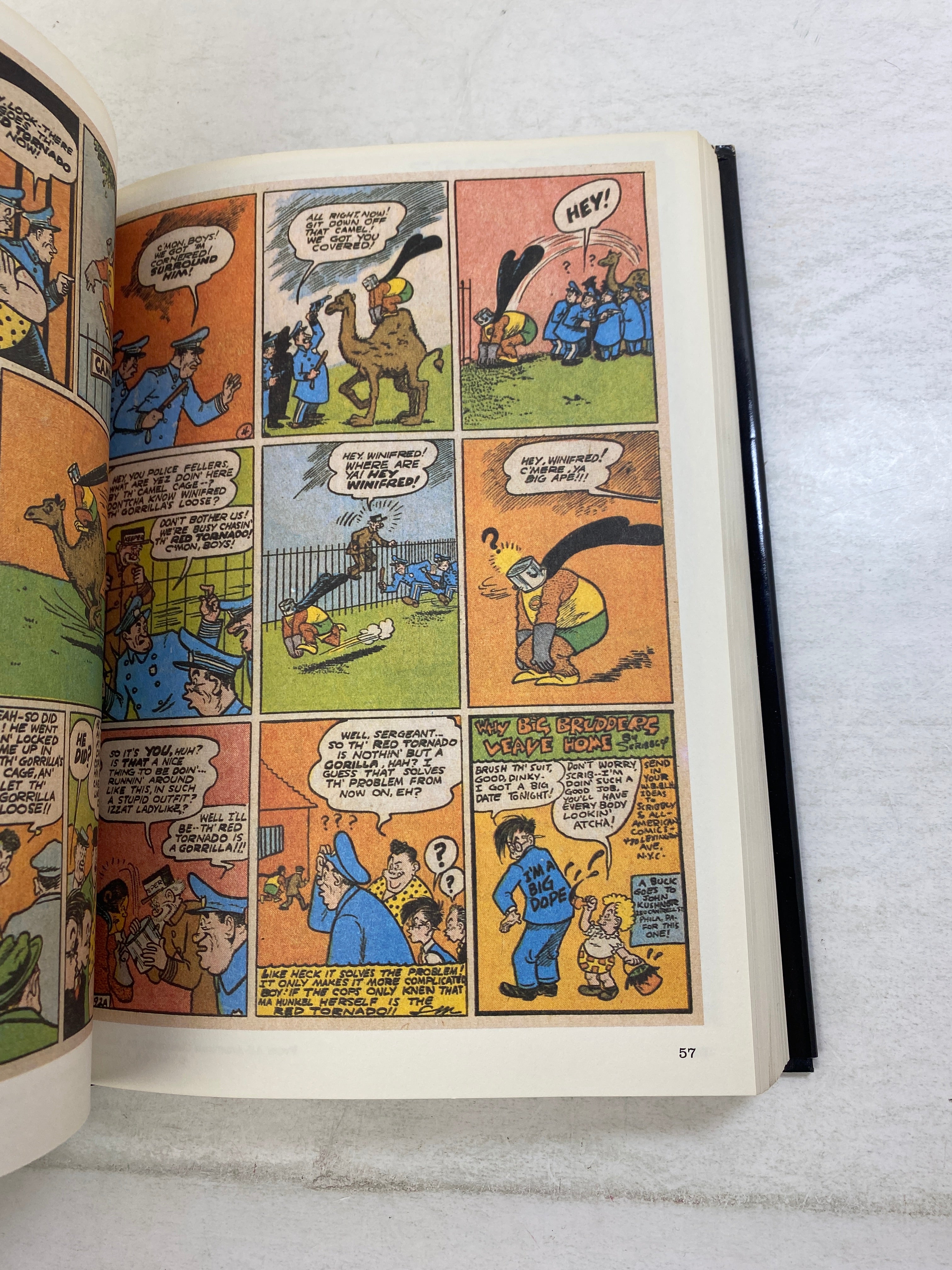 Smithsonian Book of Comic-Book Comics HCDJ 1981