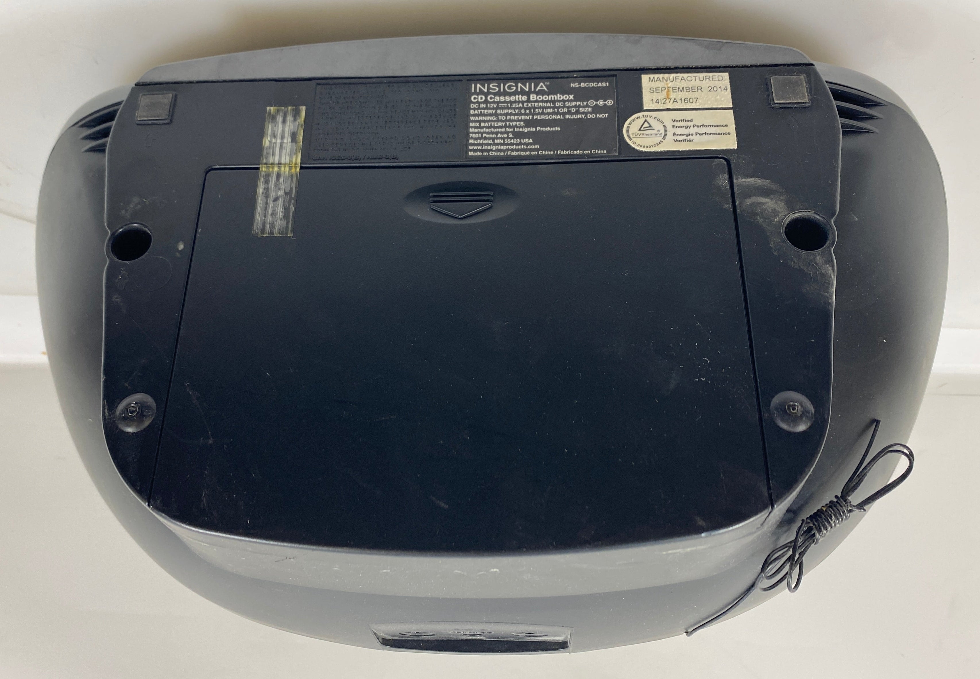 Insignia NS-BCDCAS1 CD Player Boombox