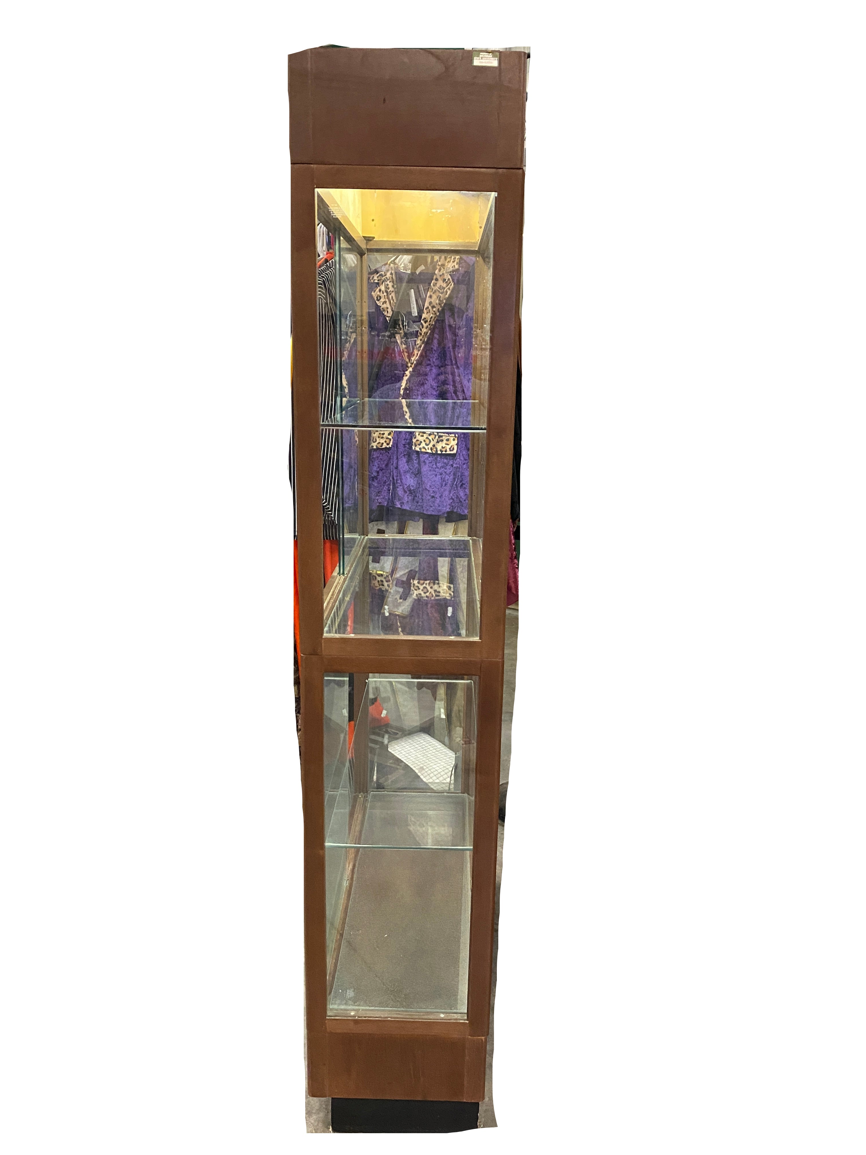 Ghent Waddell Display Case With Light