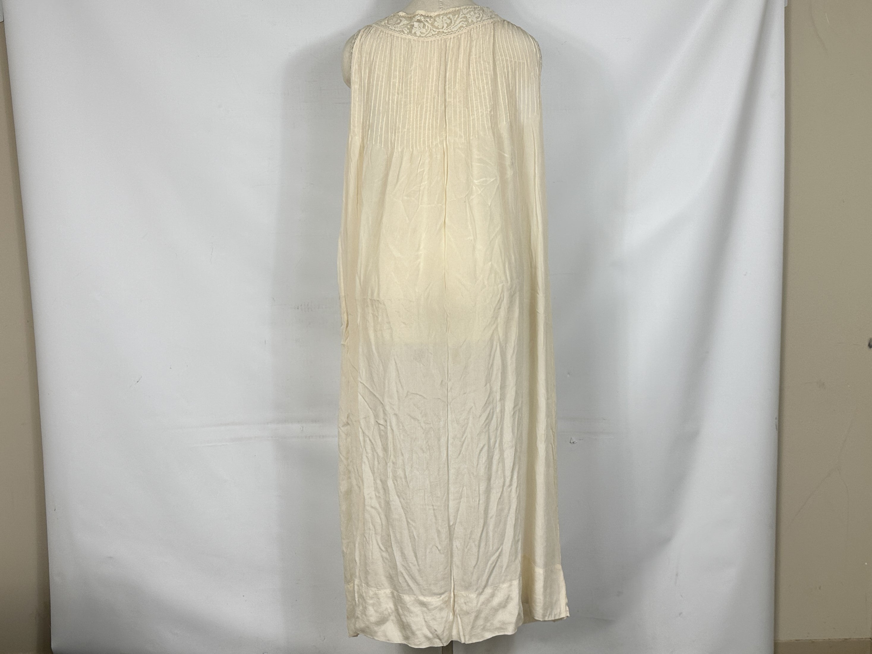 Vintage Champagne Satin Women's Nightgown