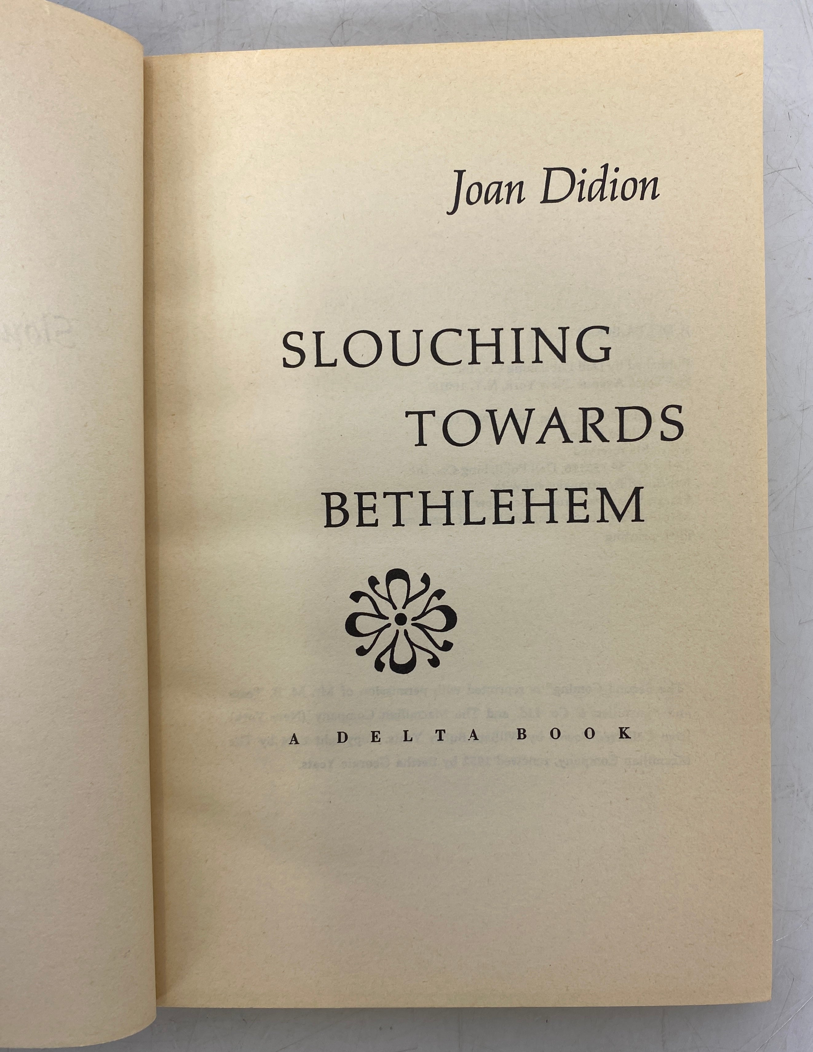 Slouching Towards Bethlehem Joan Didion 1968 5th Printing Vintage SC