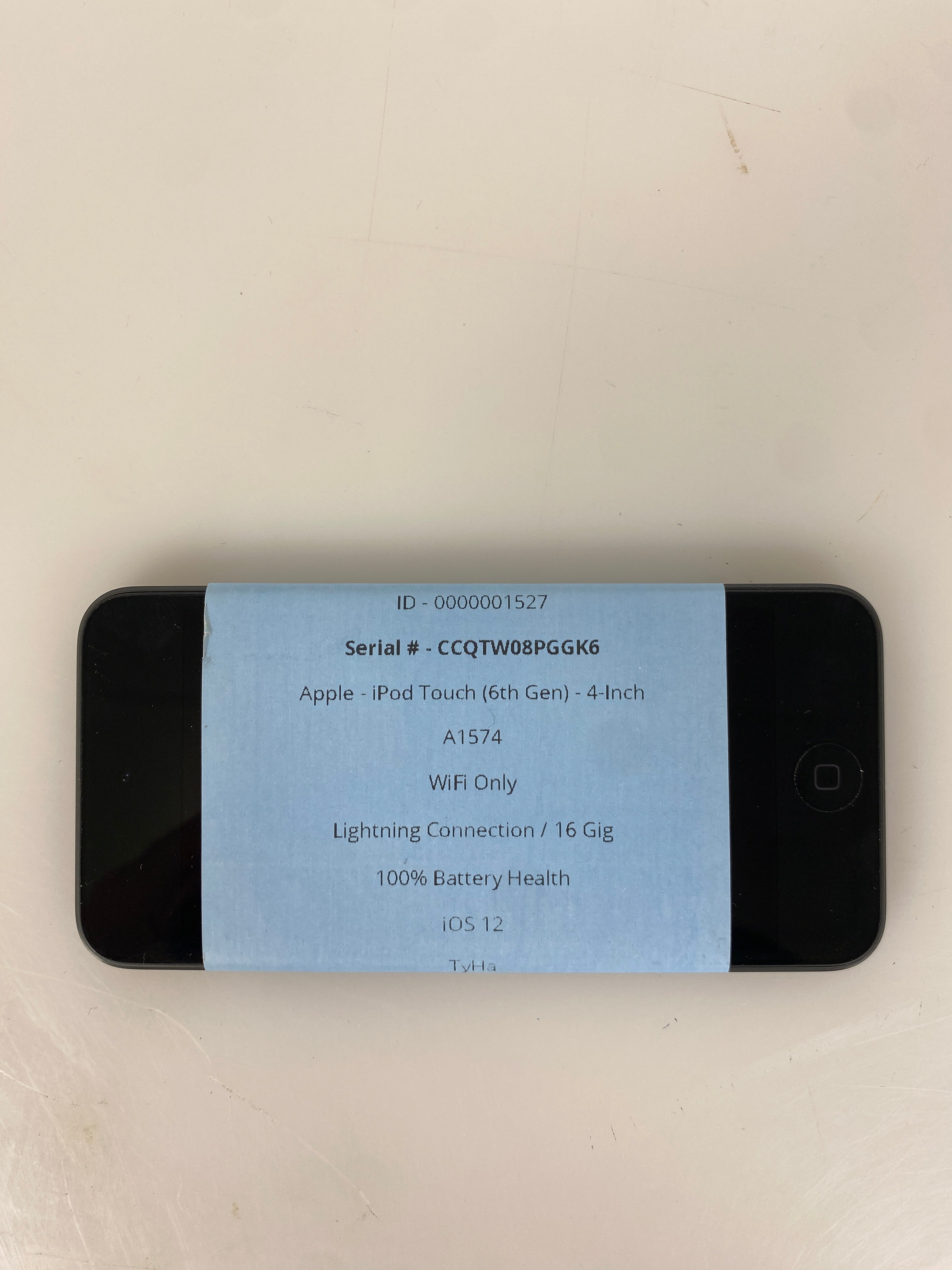 Apple Space Gray iPod Touch 6th Gen 4" 16GB WiFi Only A1574