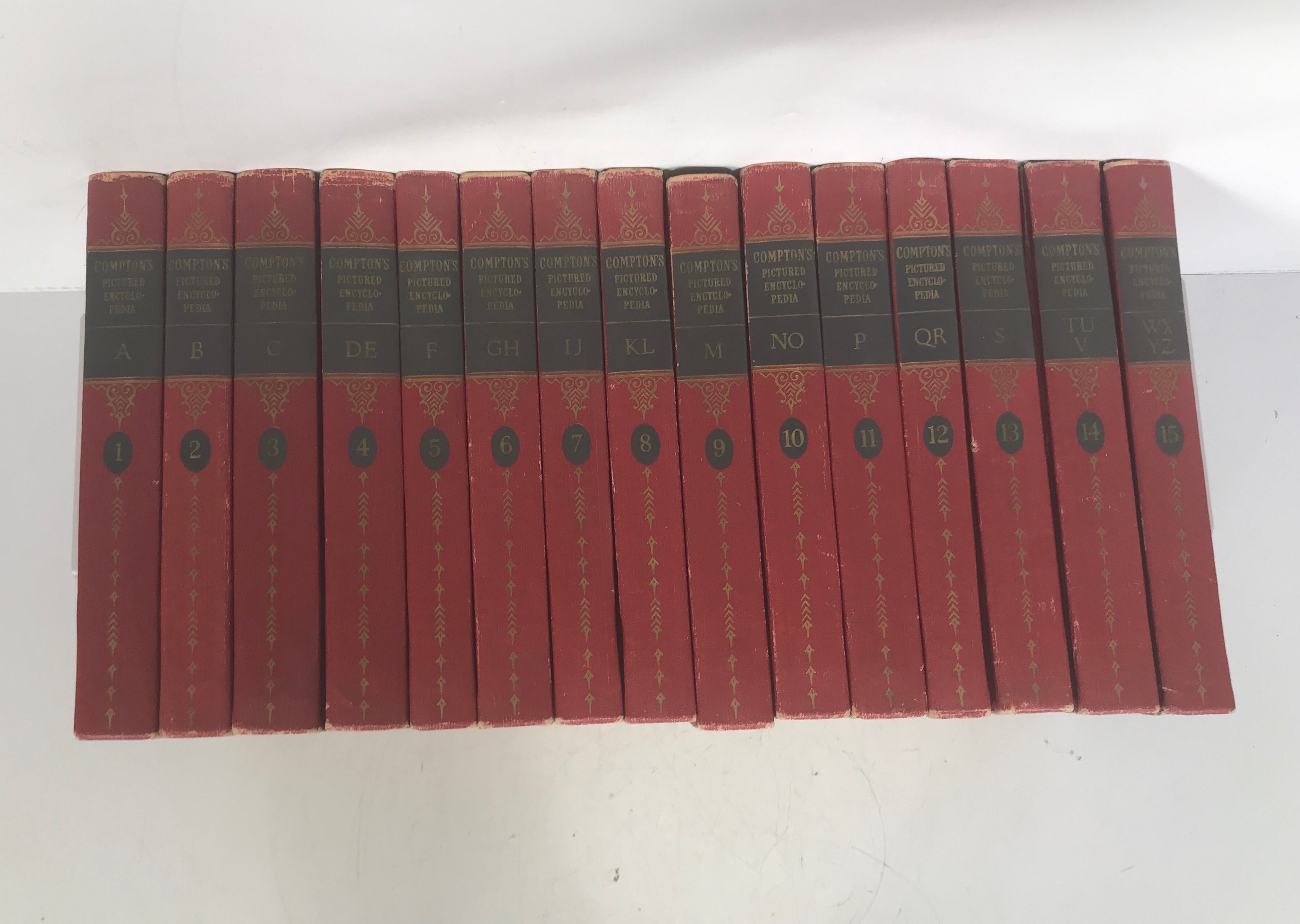 Complete Set of 15 Compton's Pictured Encyclopedia 1953 Ed Vintage HC