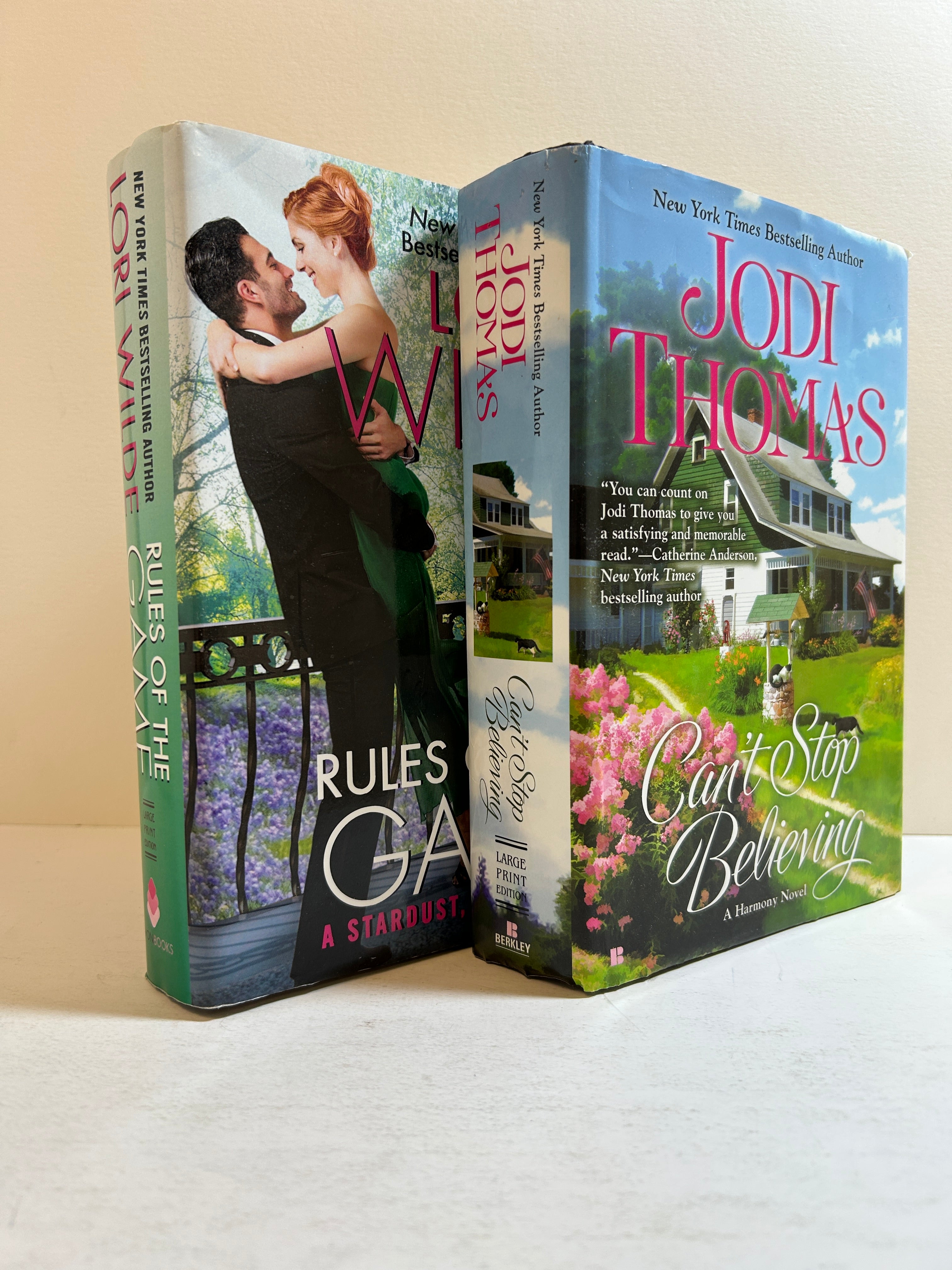 Lot of 2 LARGE PRINT Hardcover Romance Lori Wilde/Jodi Thomas HCDJ