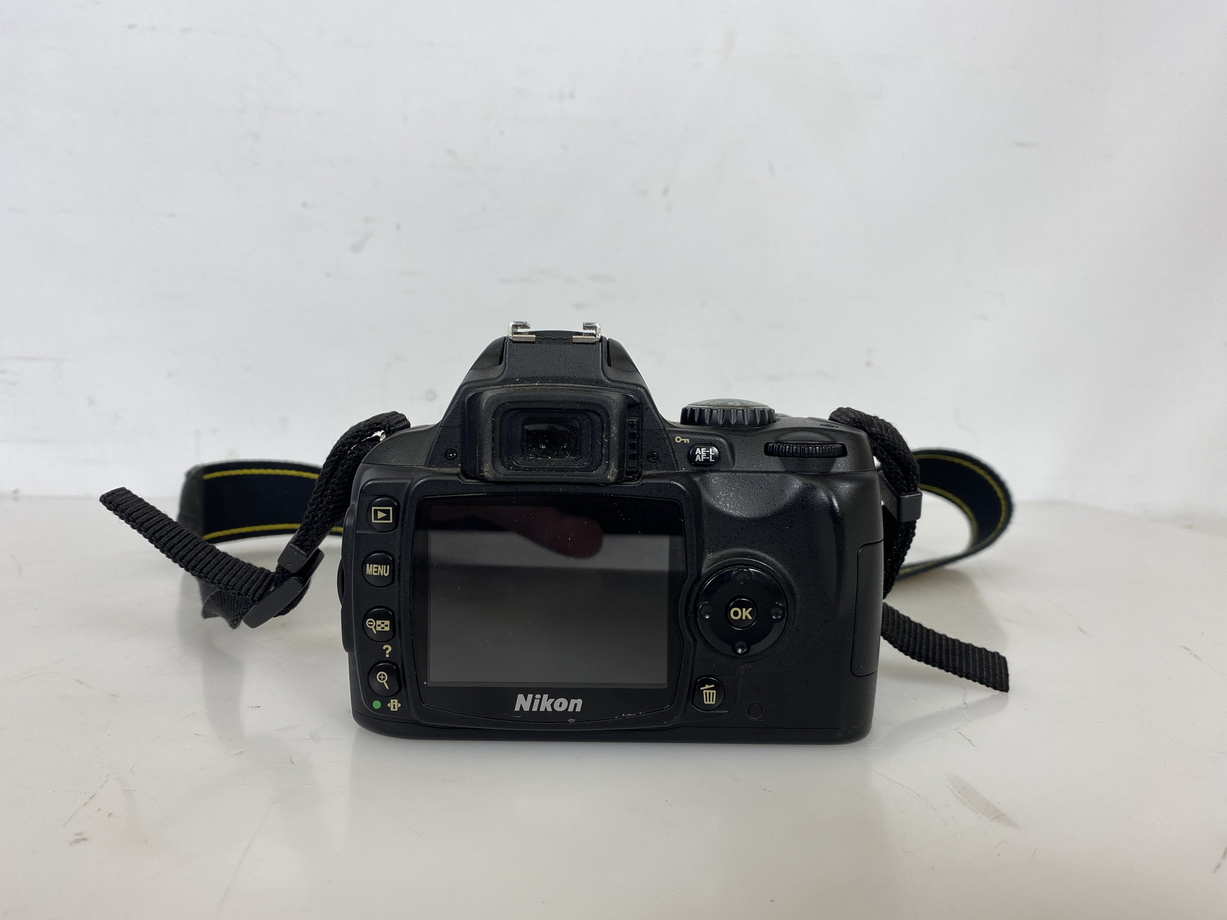 Nikon D40 SLR Camera *Body Only/No Lens*