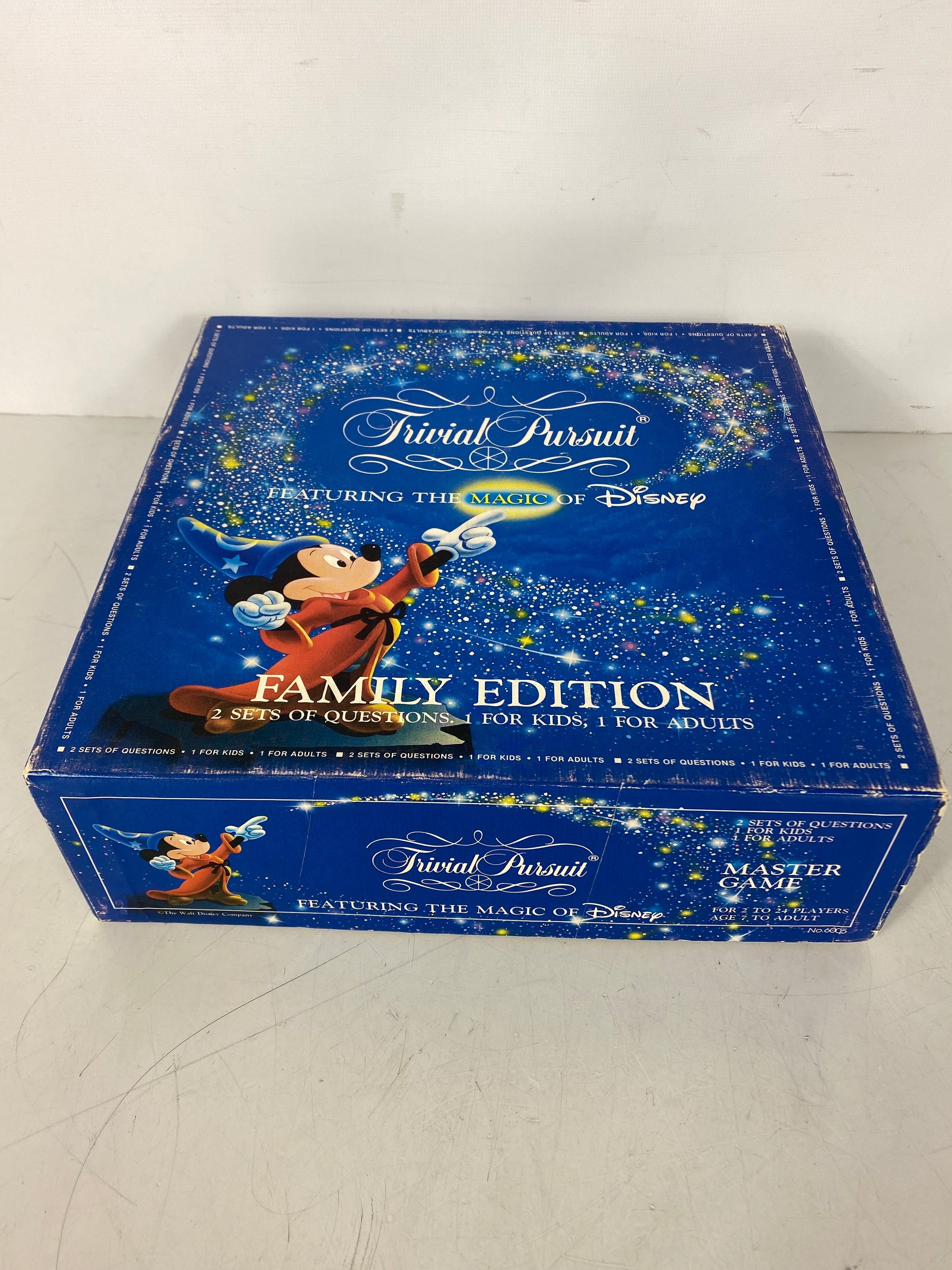 Trivial Pursuit Disney Family Edition (6005) & Extra Disney Card Set (6024)