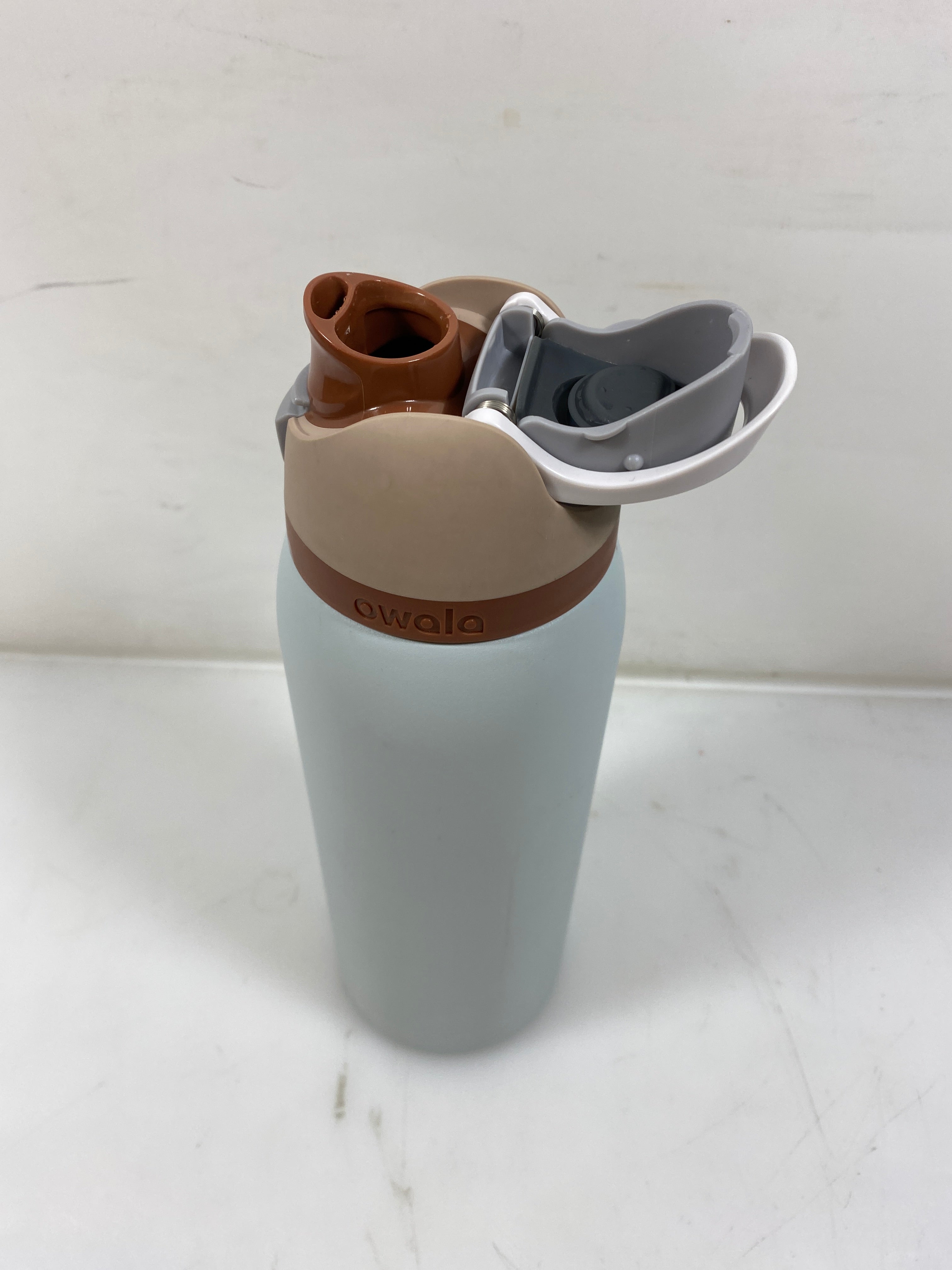 Owala Free Sip Water Bottle 40oz