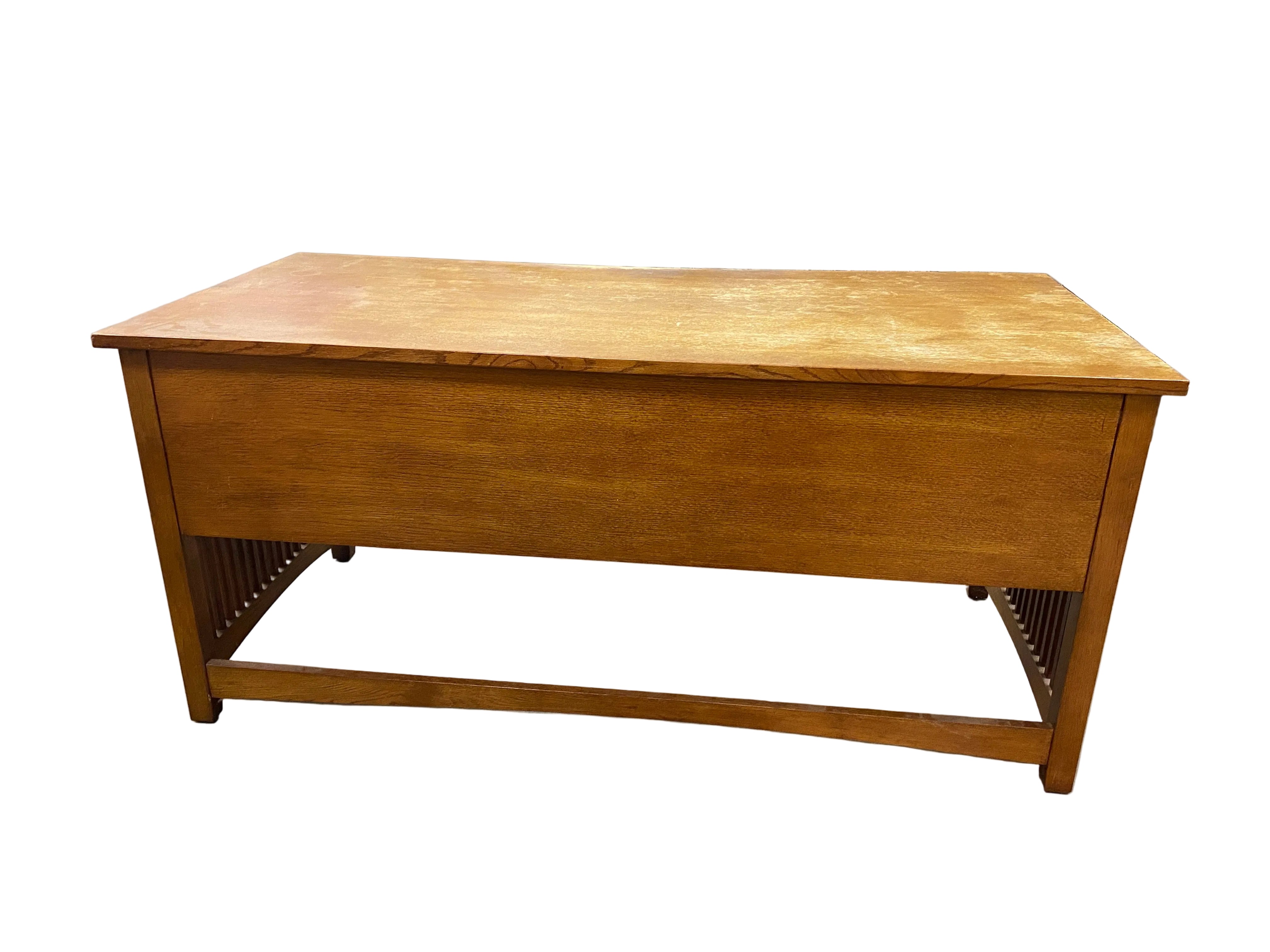 Wynwood Executive Wooden Desk