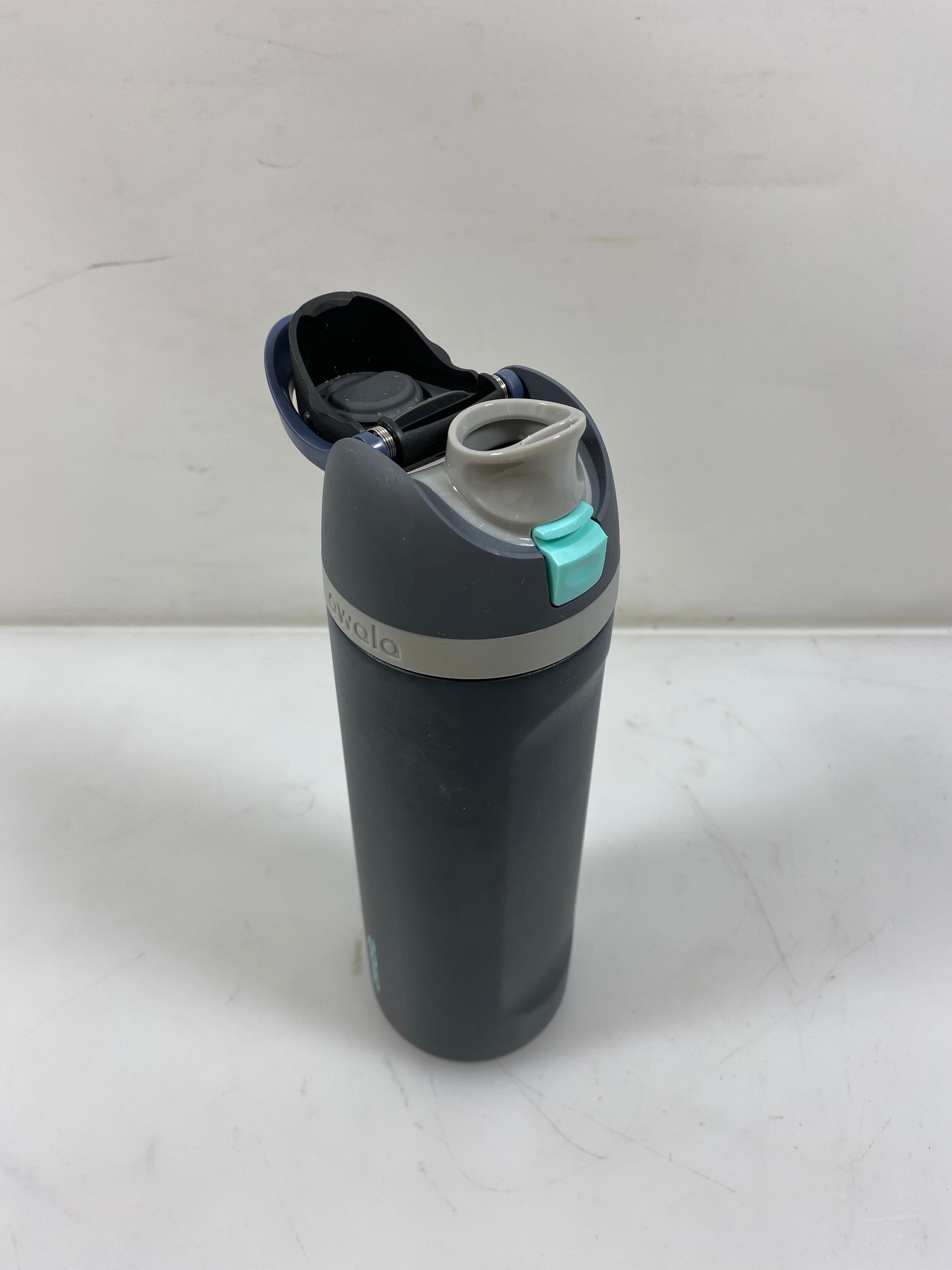 Owala Gray Free Sip Water Bottle 24oz