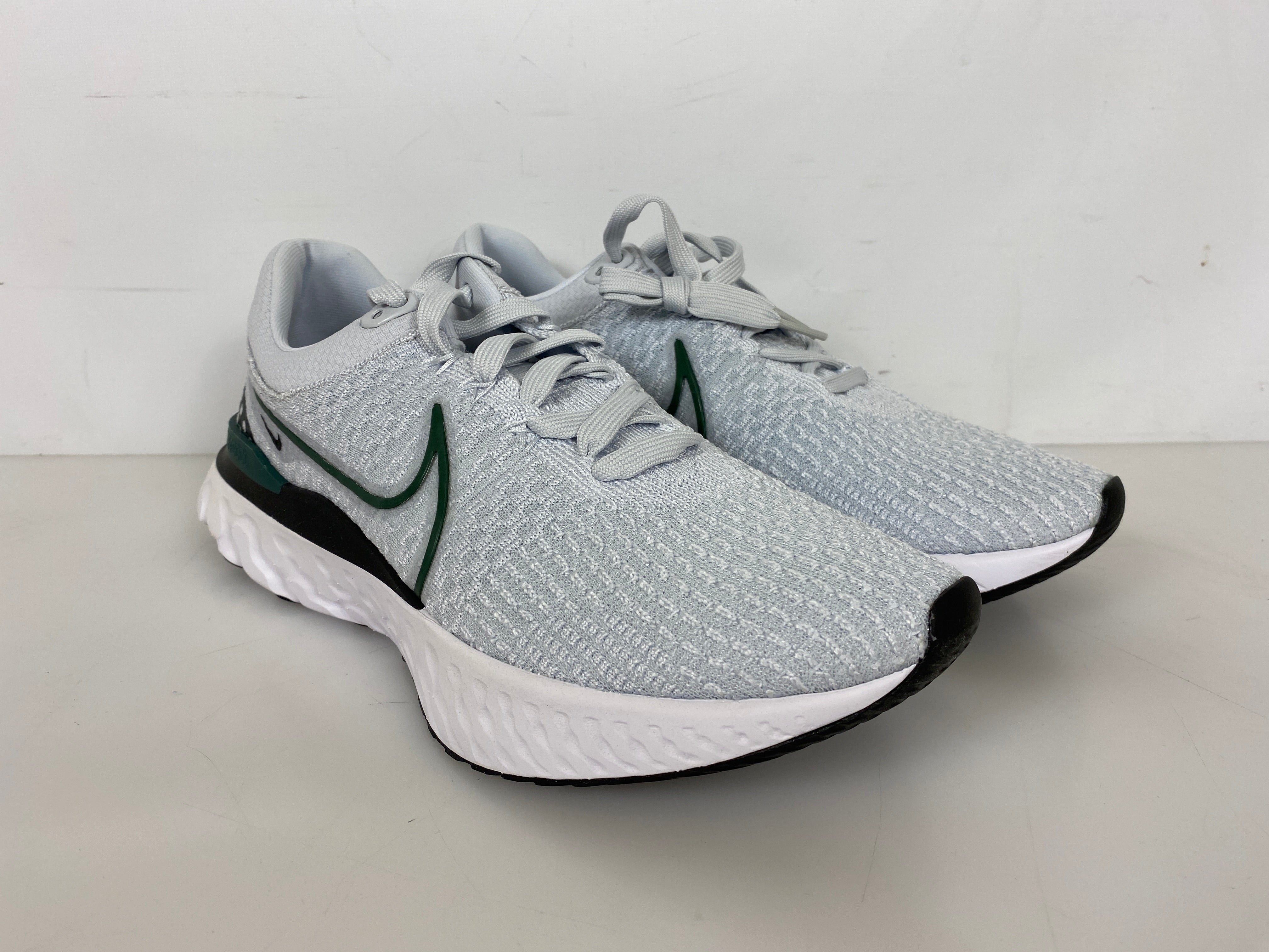 Nike White React Infinity Run Flyknit 3 TB Promo Running Shoes Men's Size 14