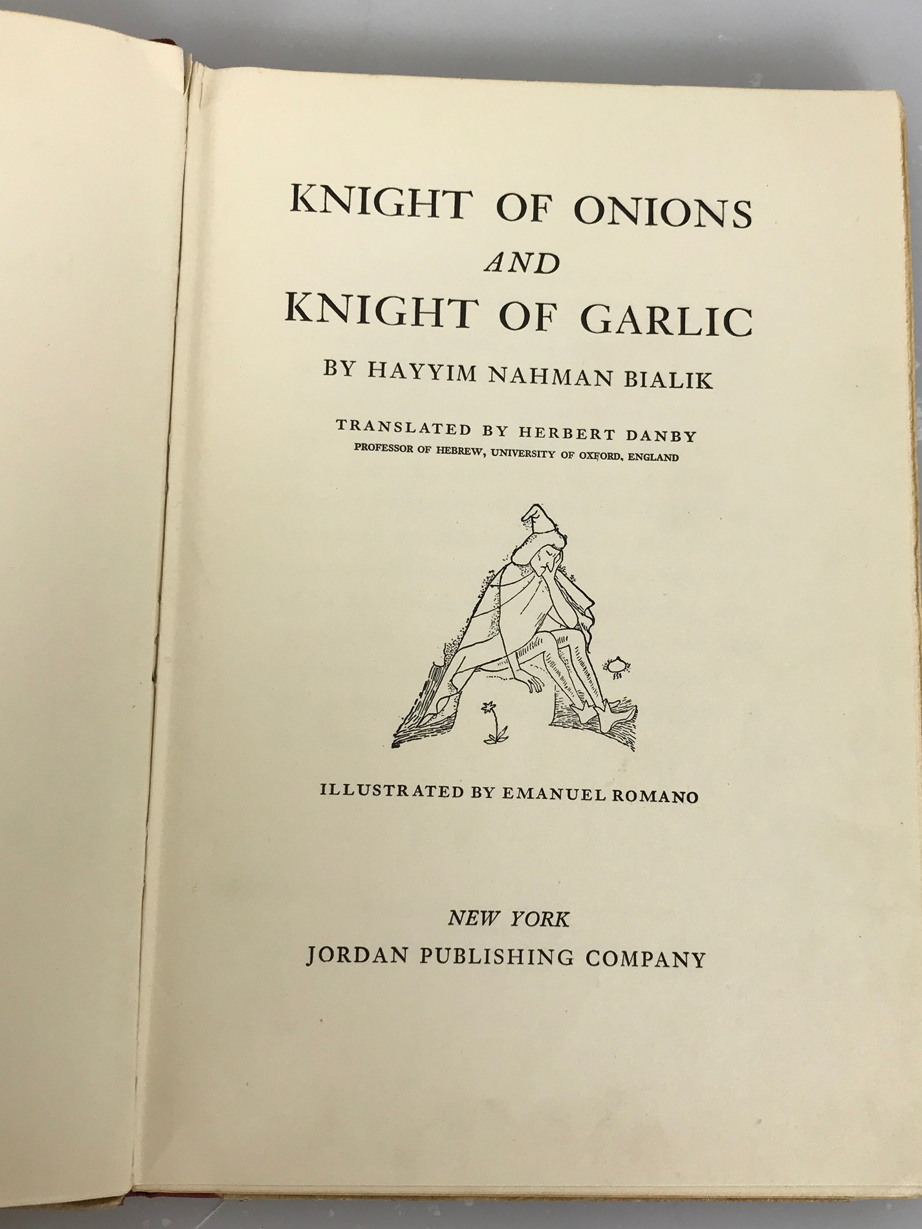 Knight of Onions and Knight of Garlic by Hayyim Nahman Bialik 1939 HC
