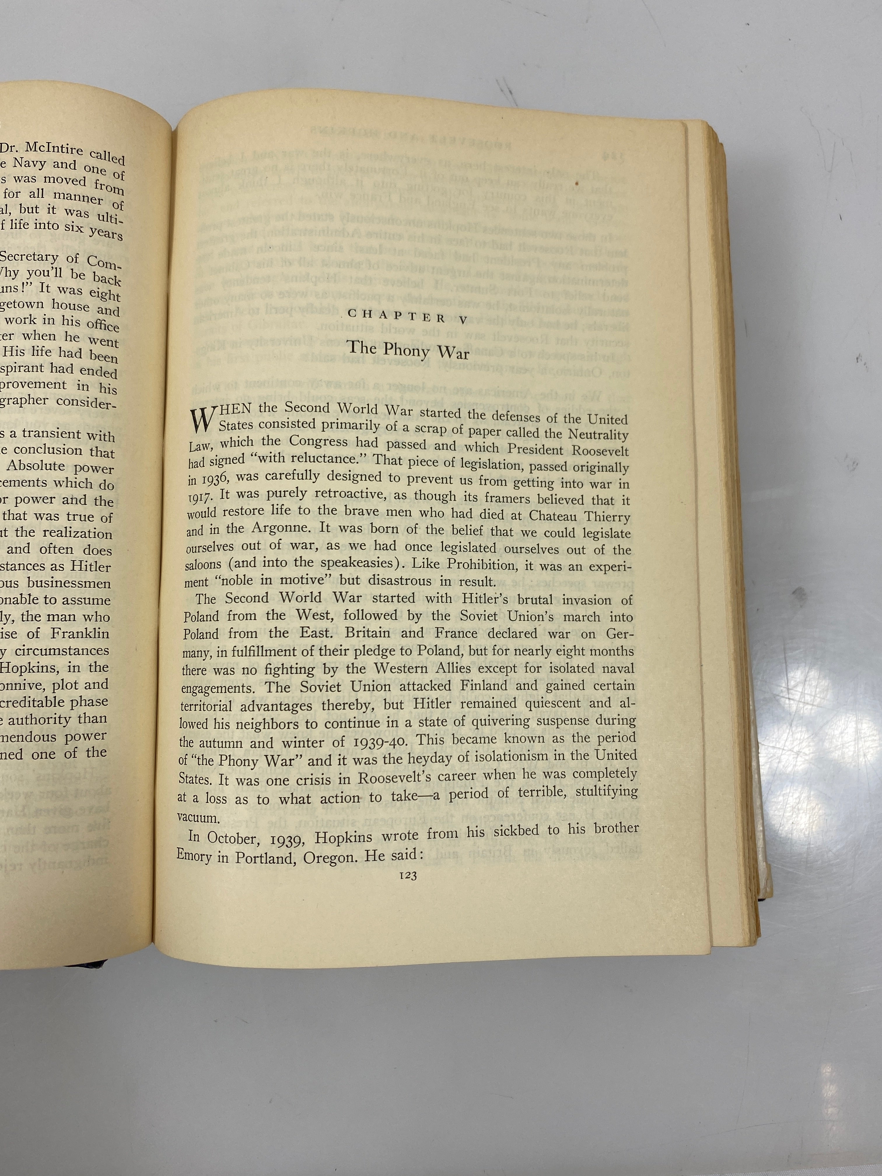 Roosevelt and Hopkins by Robert E. Sherwood 1948 HCDJ