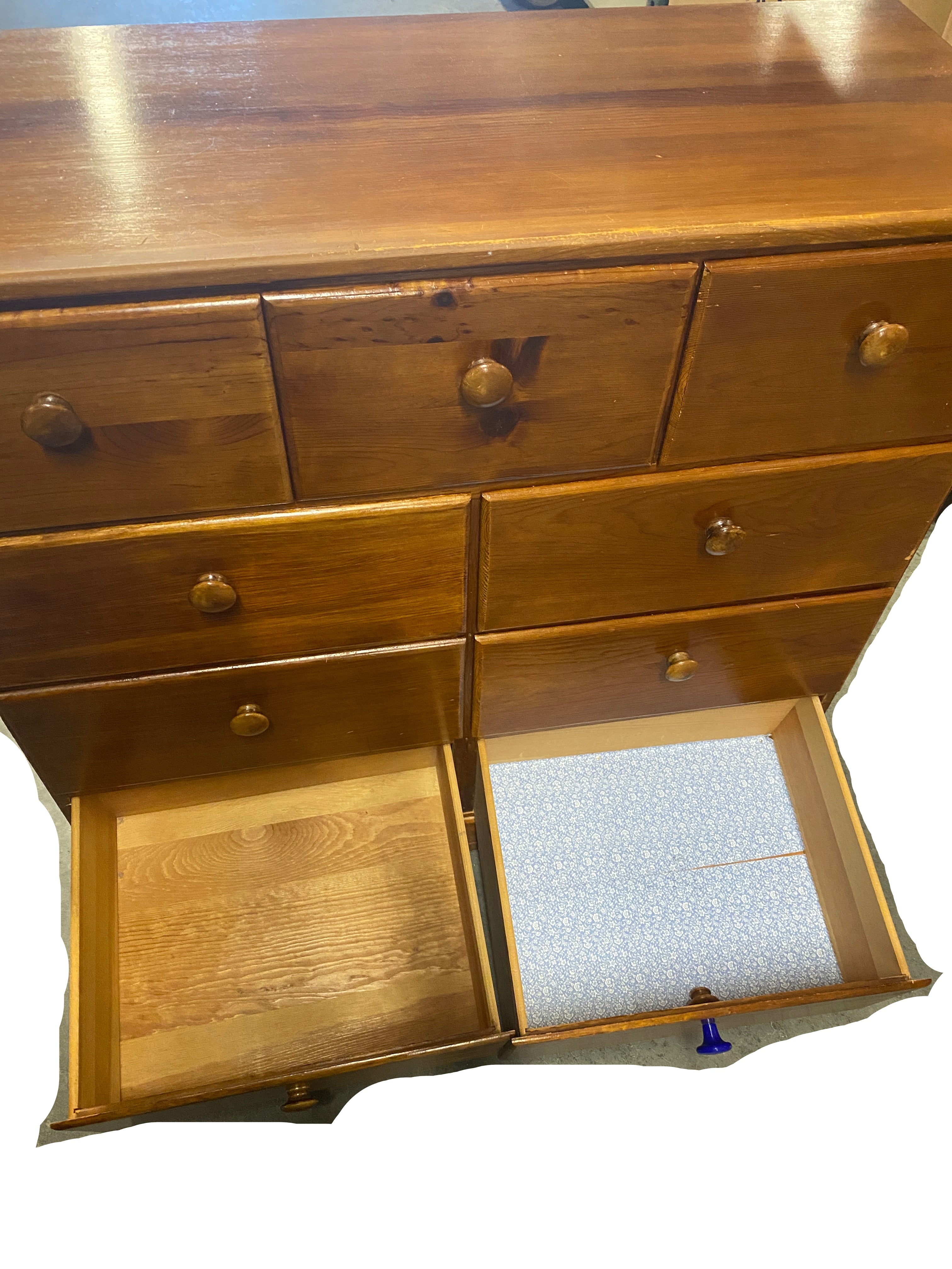 Light Wooden 9 Drawer Dresser