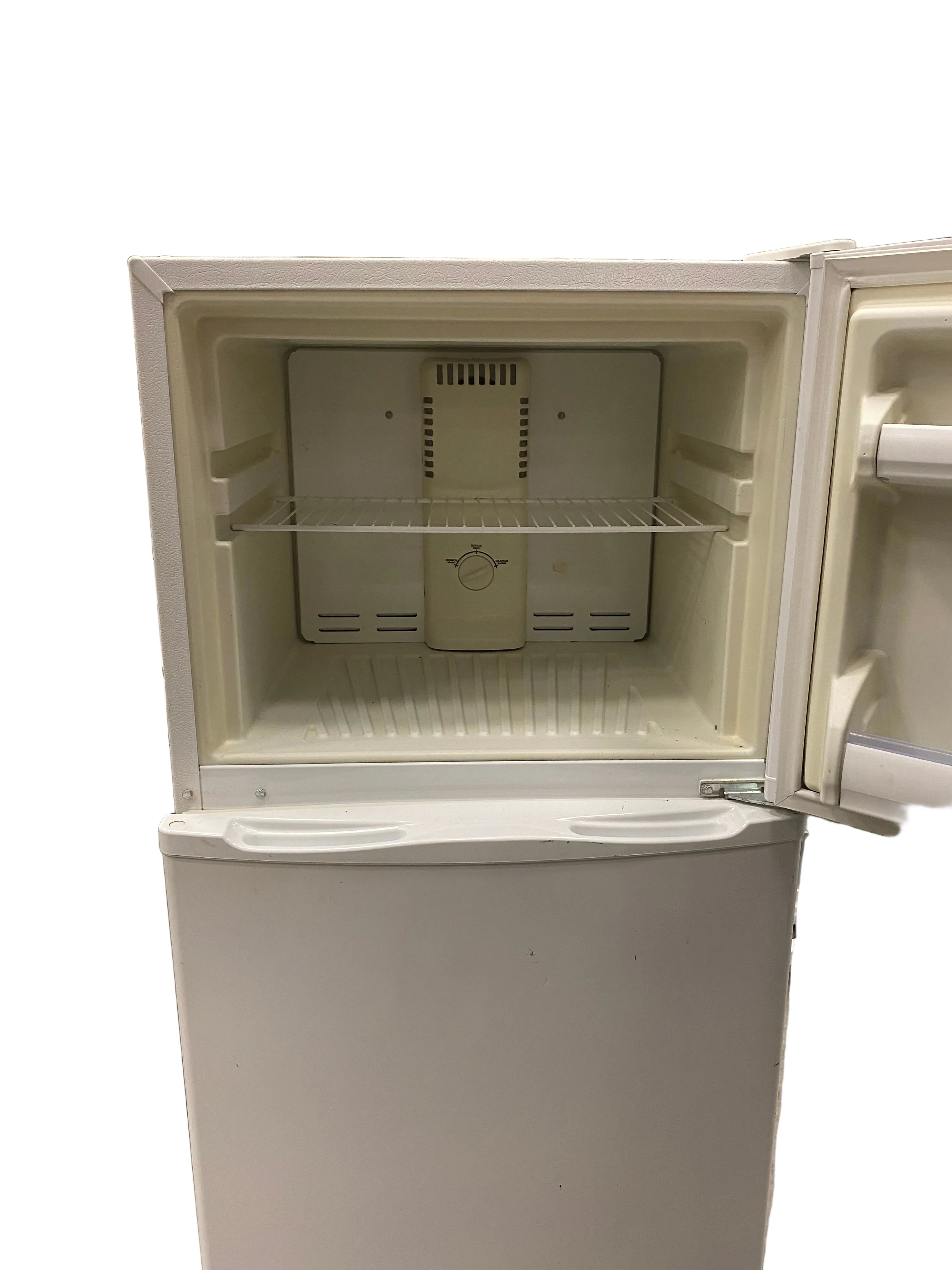 Whirlpool 2 Door Refrigerator & Freezer