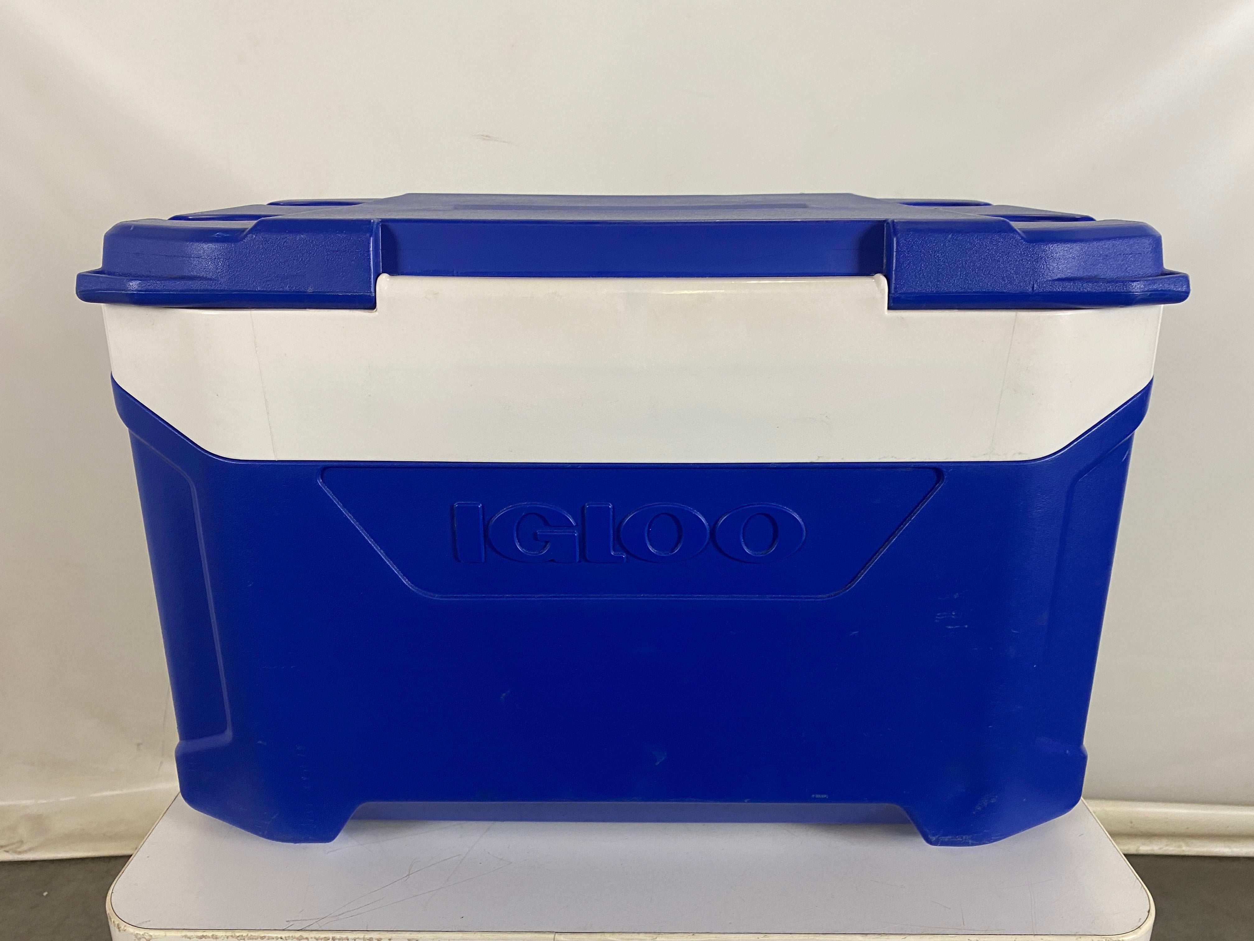 Igloo Blue Cooler