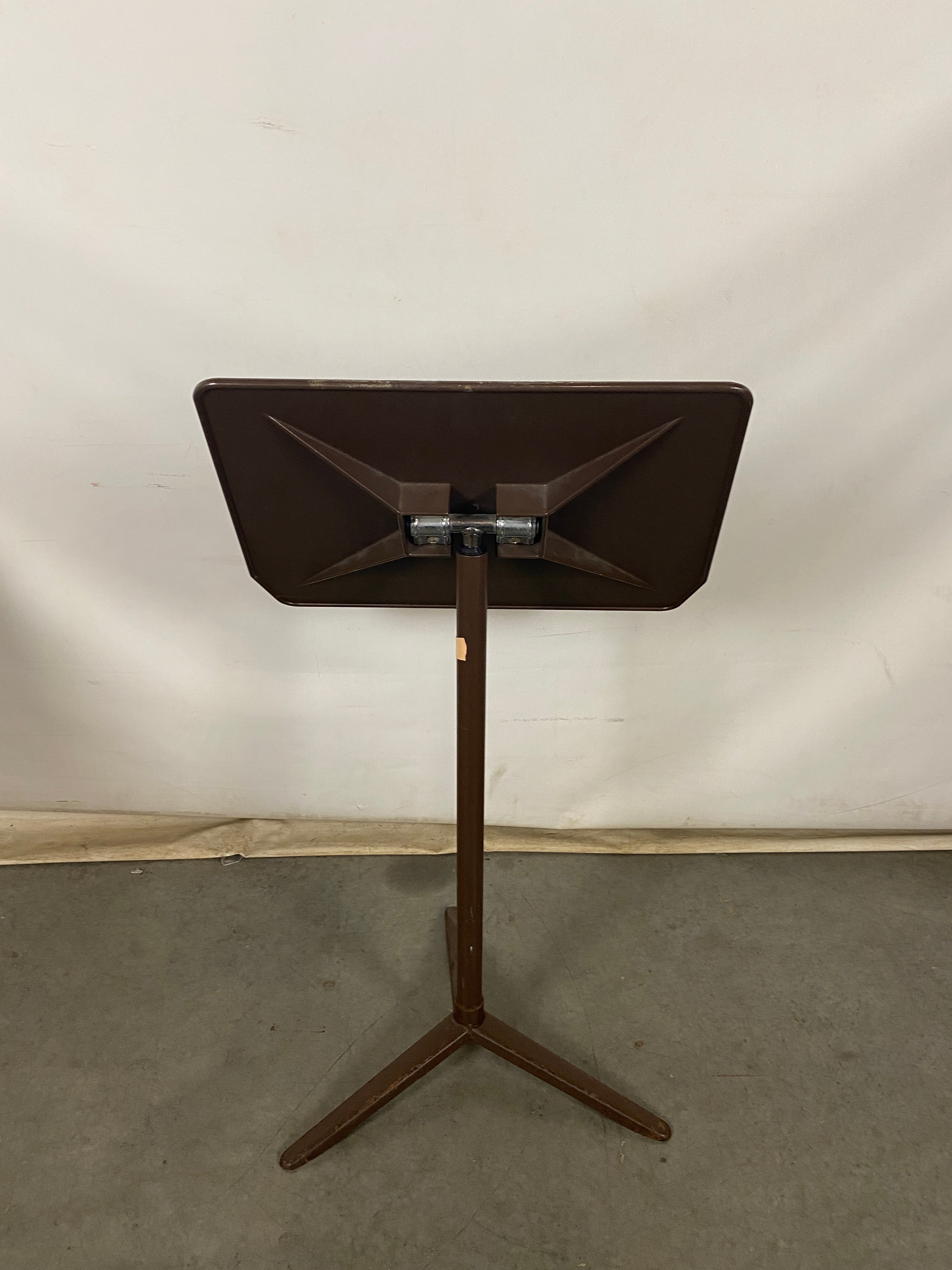 Brown Wenger Music Stand
