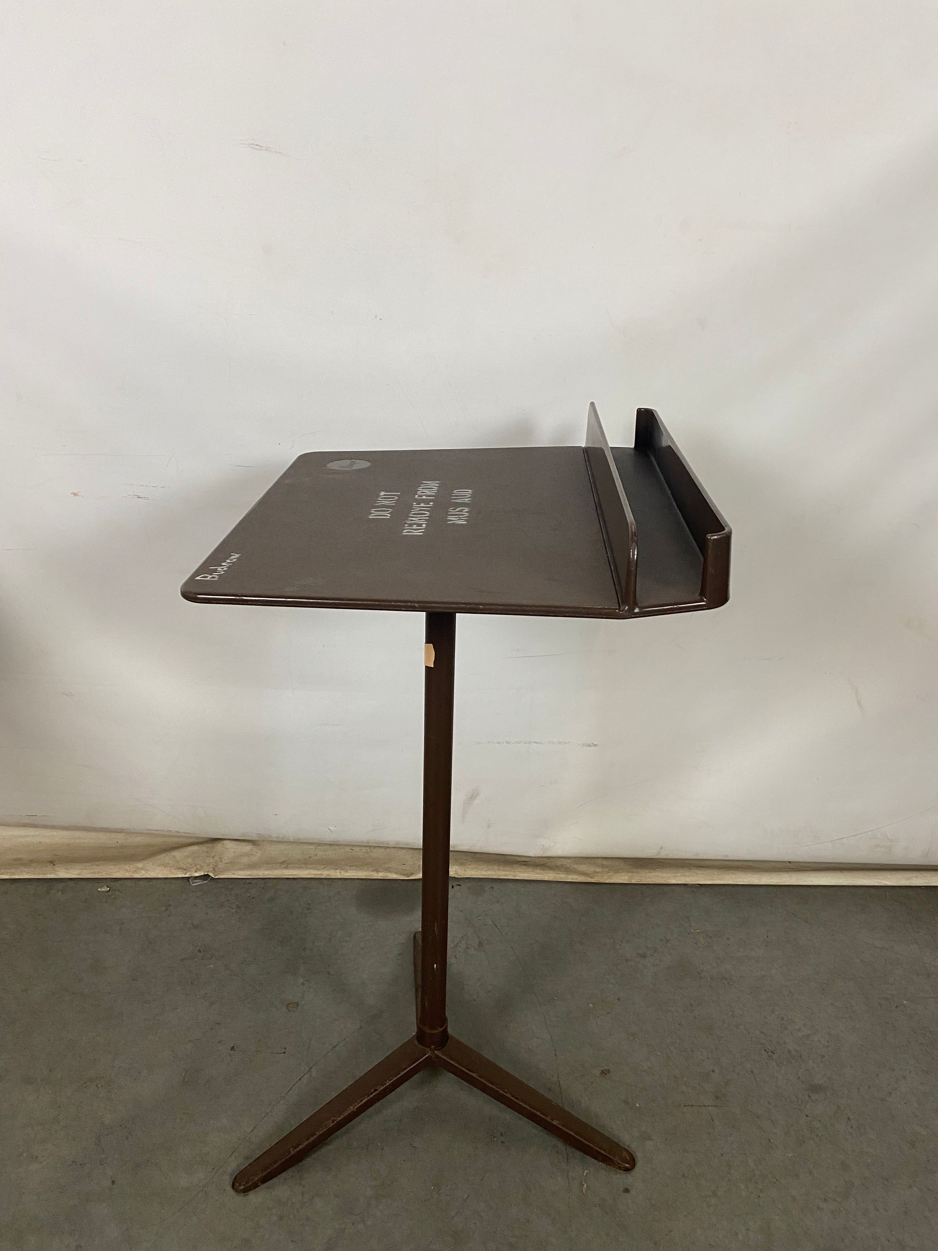 Brown Wenger Music Stand