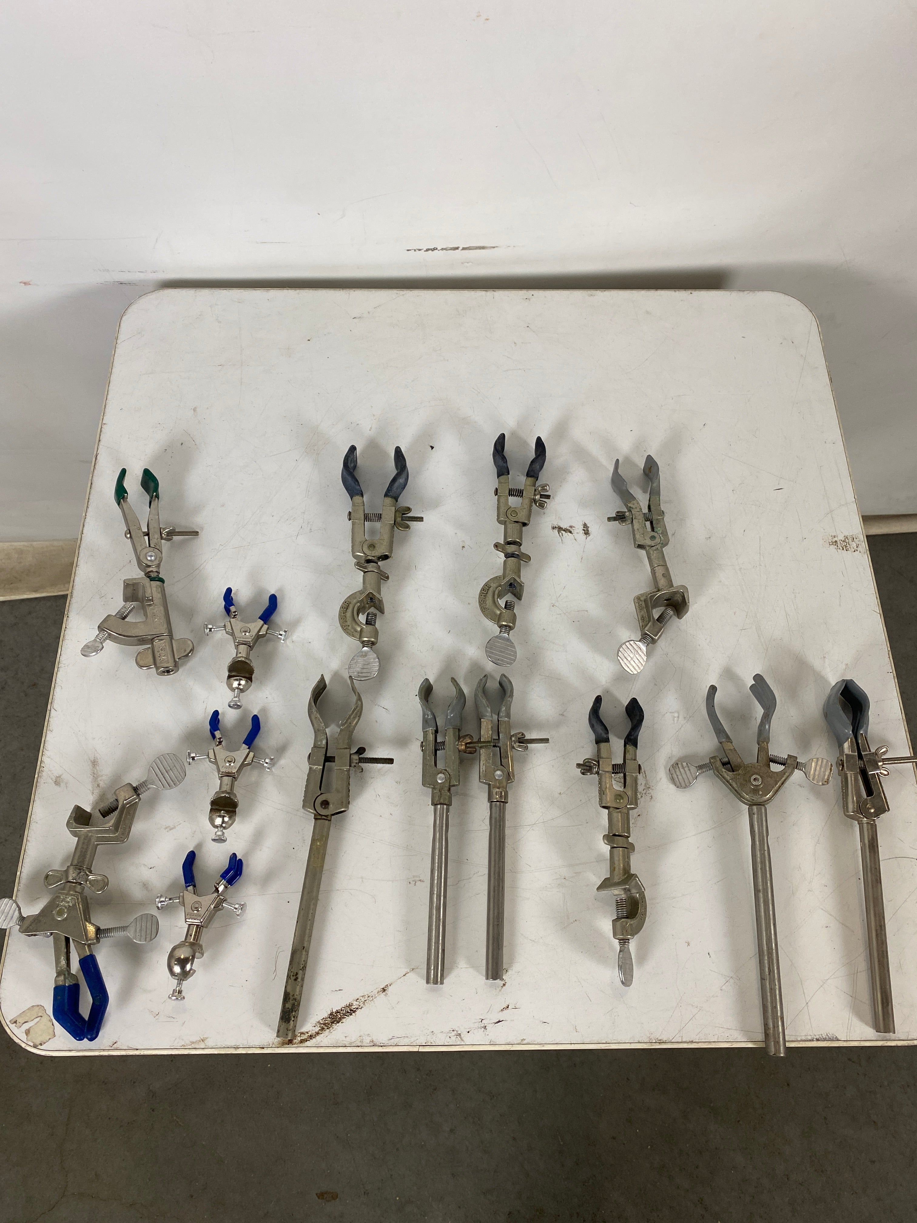 Lot of 14 Various Test Tube Clamp