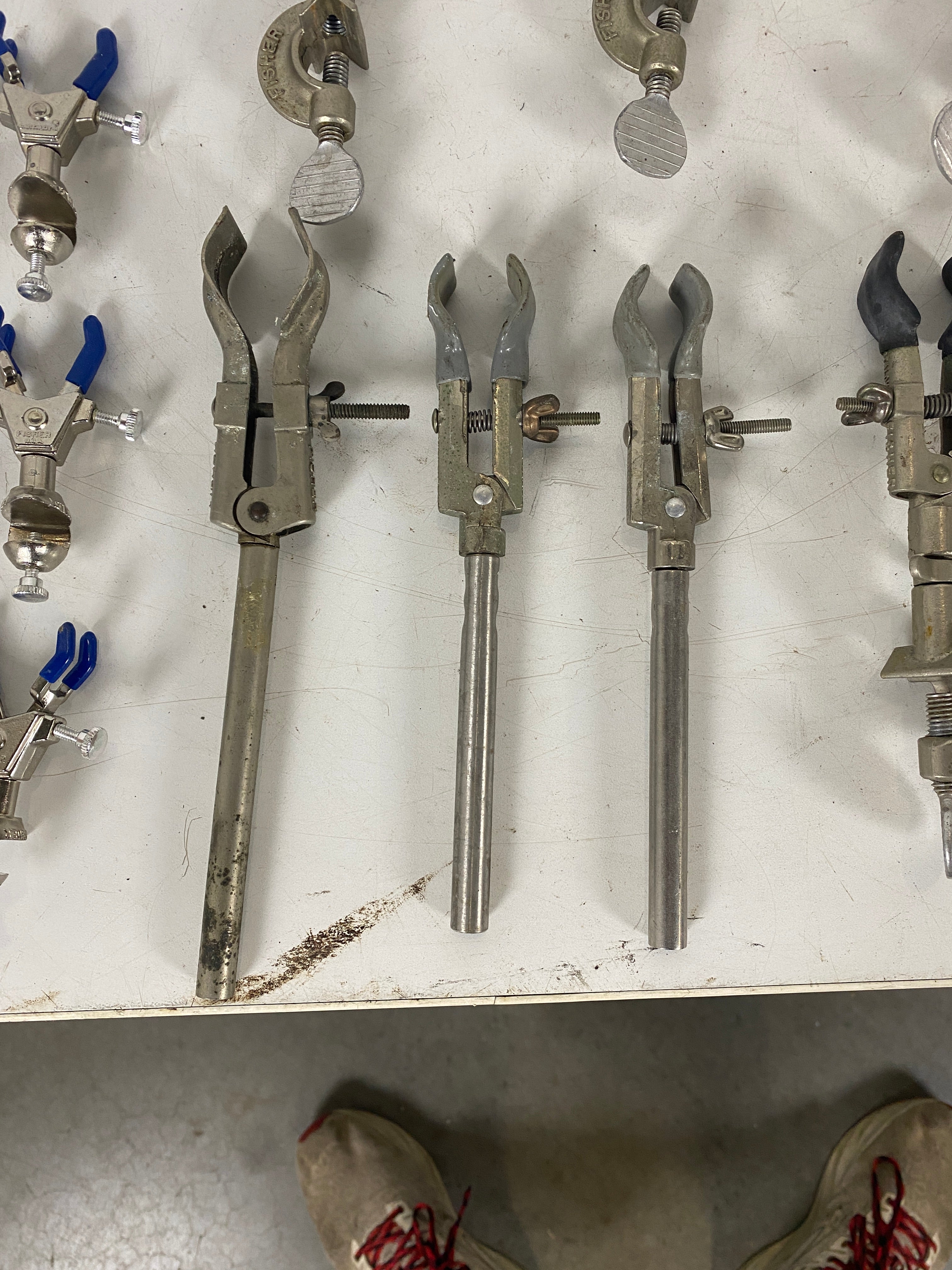 Lot of 14 Various Test Tube Clamp