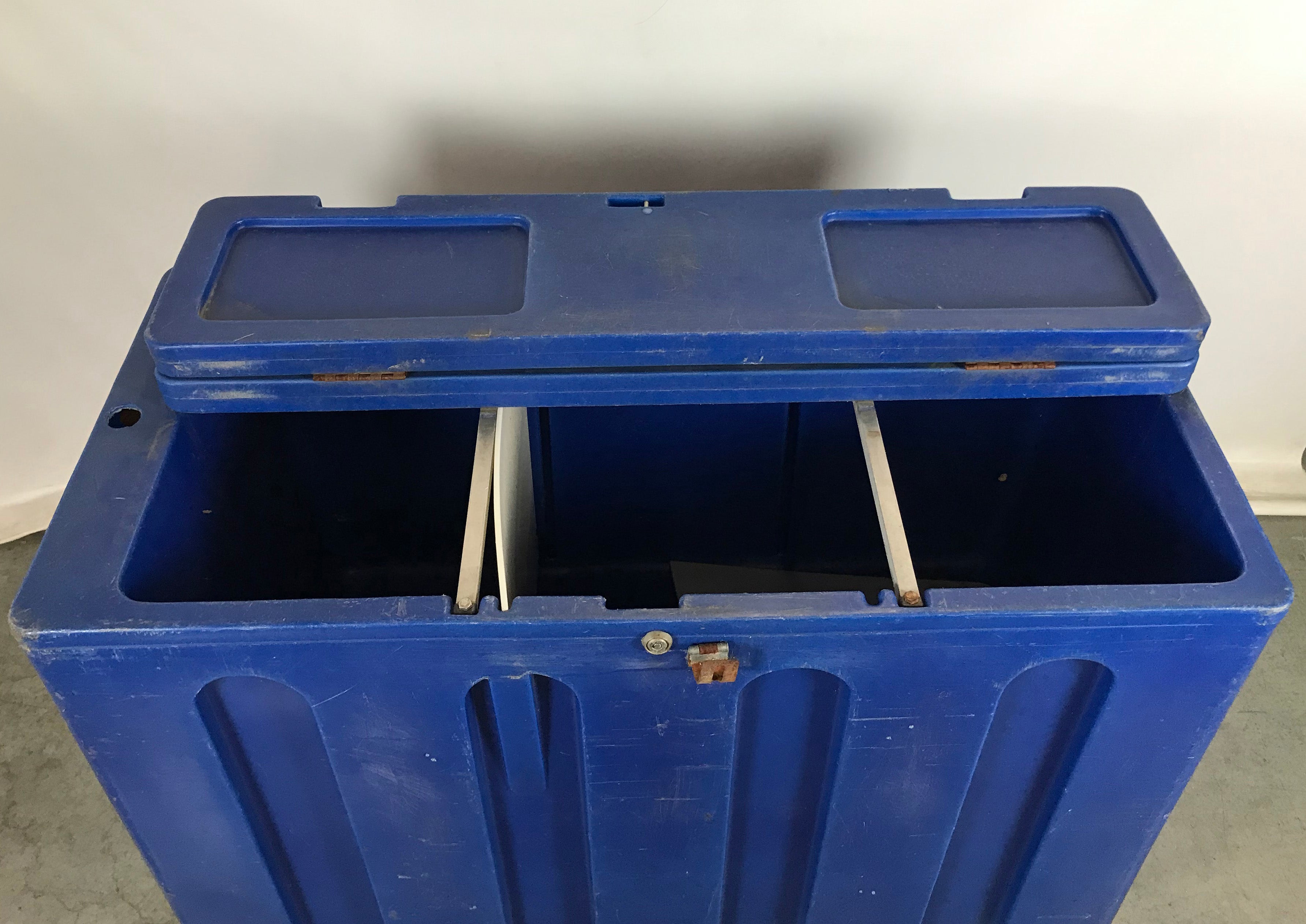Iowa Rotocast Plastics Portable Ice Bin