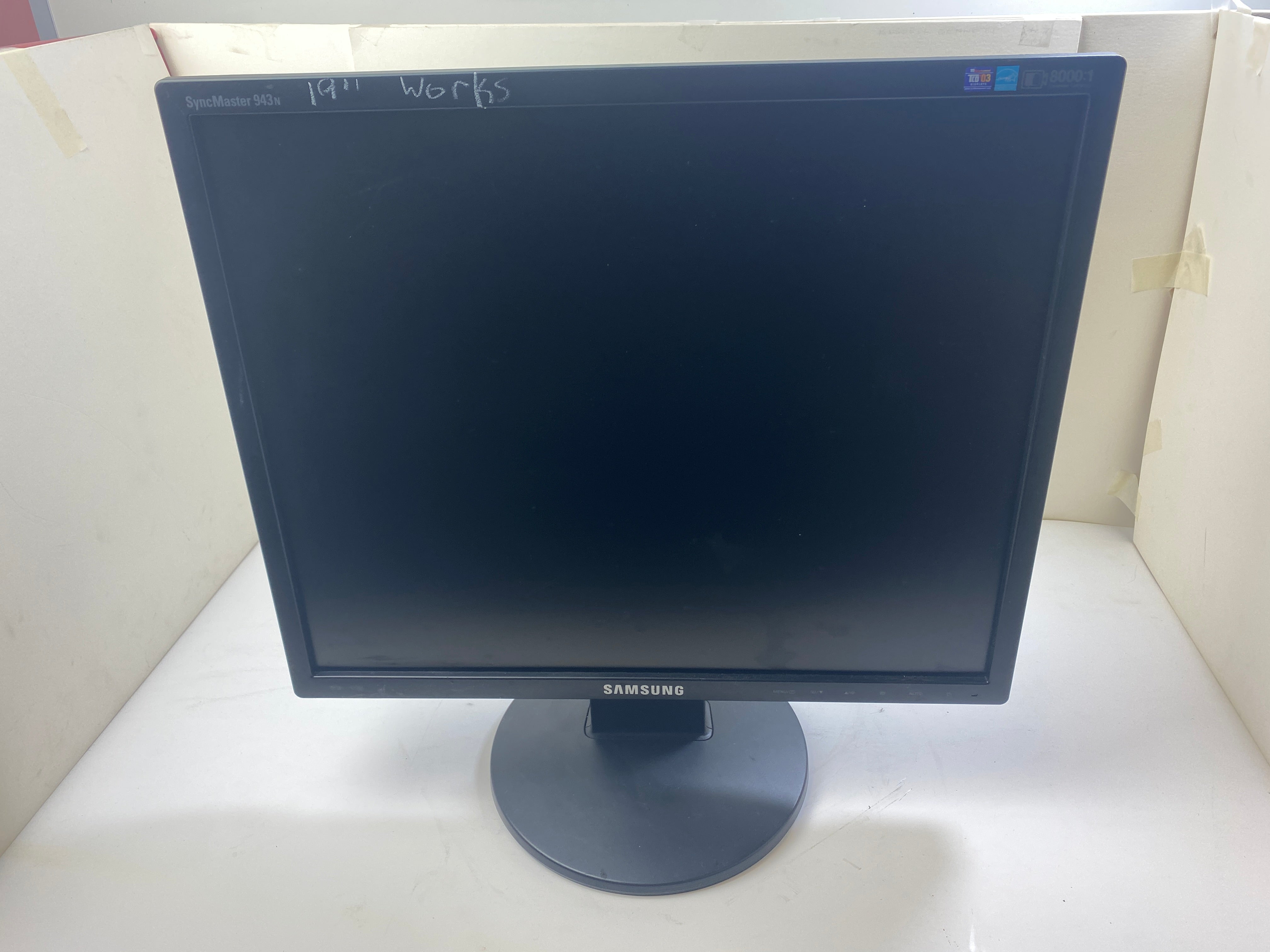 Samsung SyncMaster 943N 19" LCD Monitor