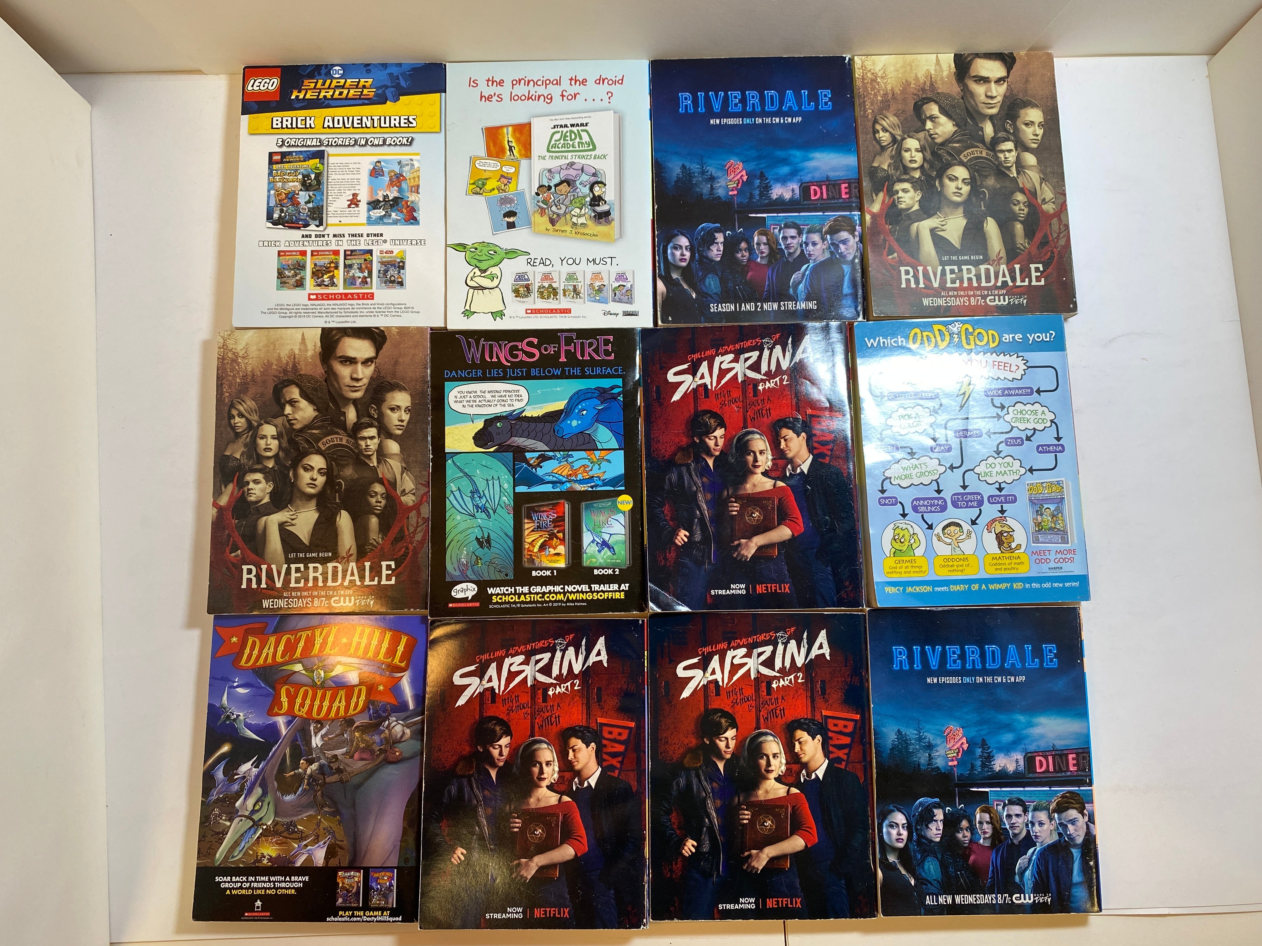 Lot of 12 Archie Jumbo Comics Digests 2018-2019