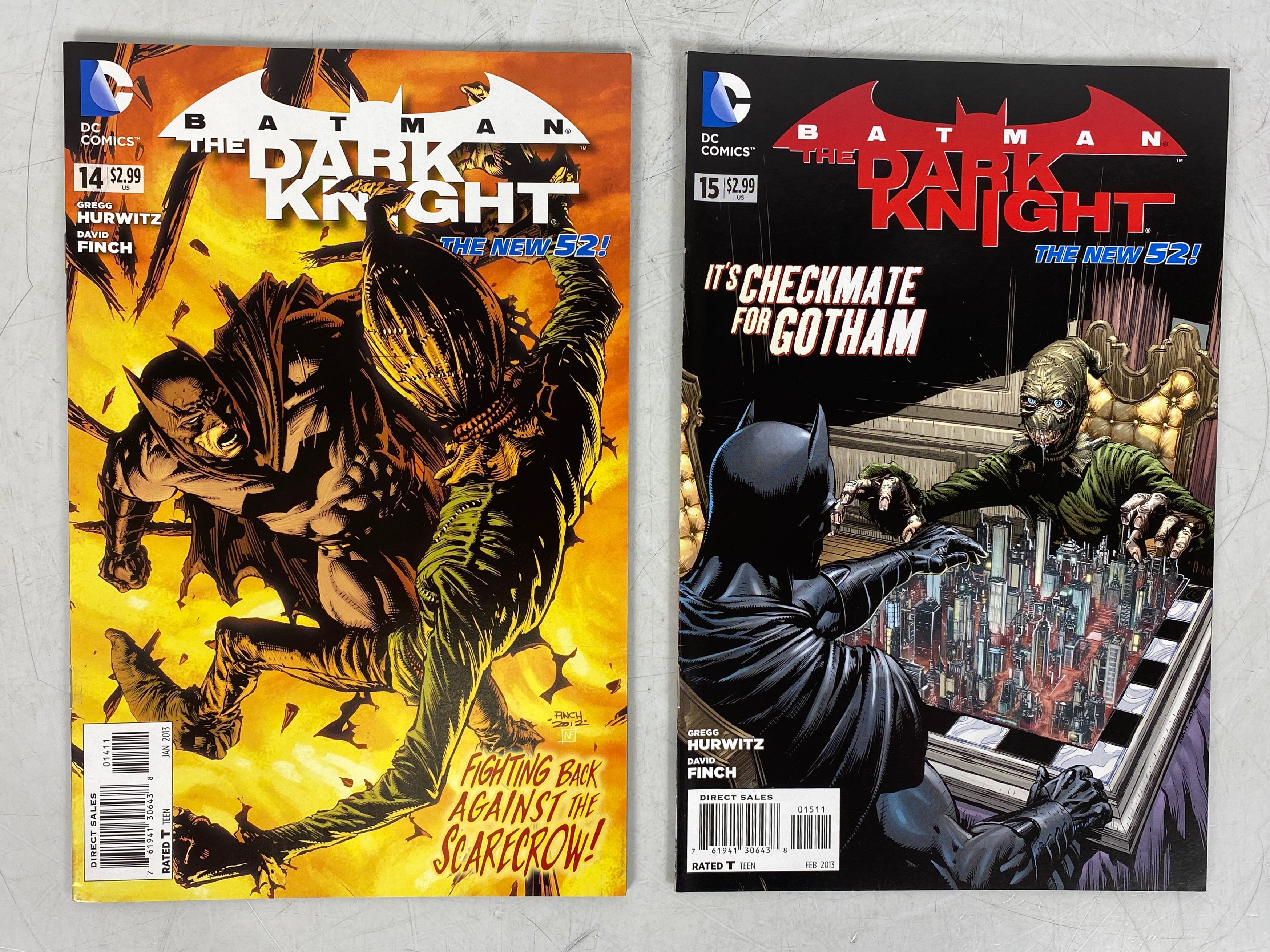 Lot of 32 Batman The Dark Knight (2011-2014)