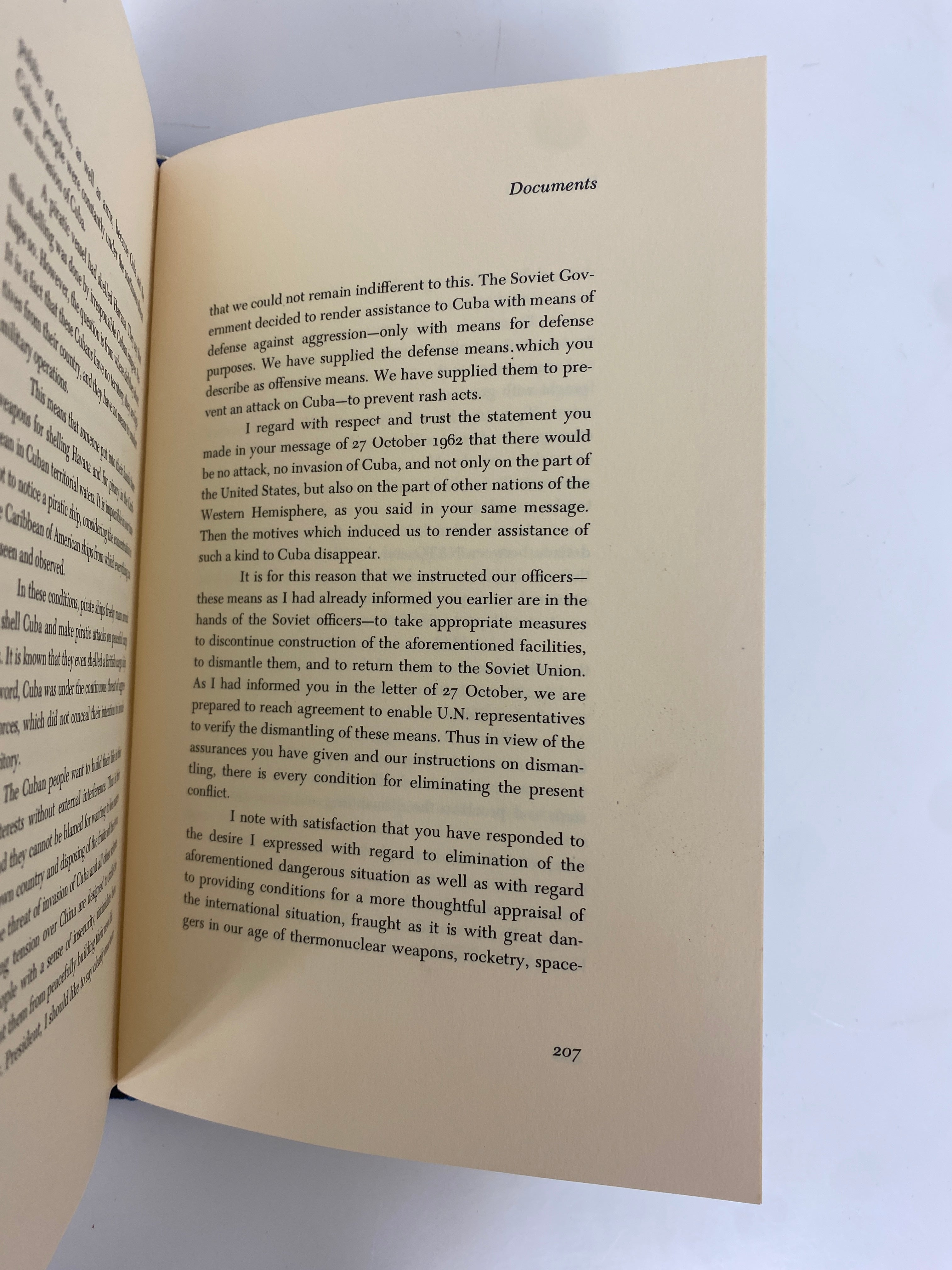 Thirteen Days by Robert F. Kennedy 1969 HCDJ