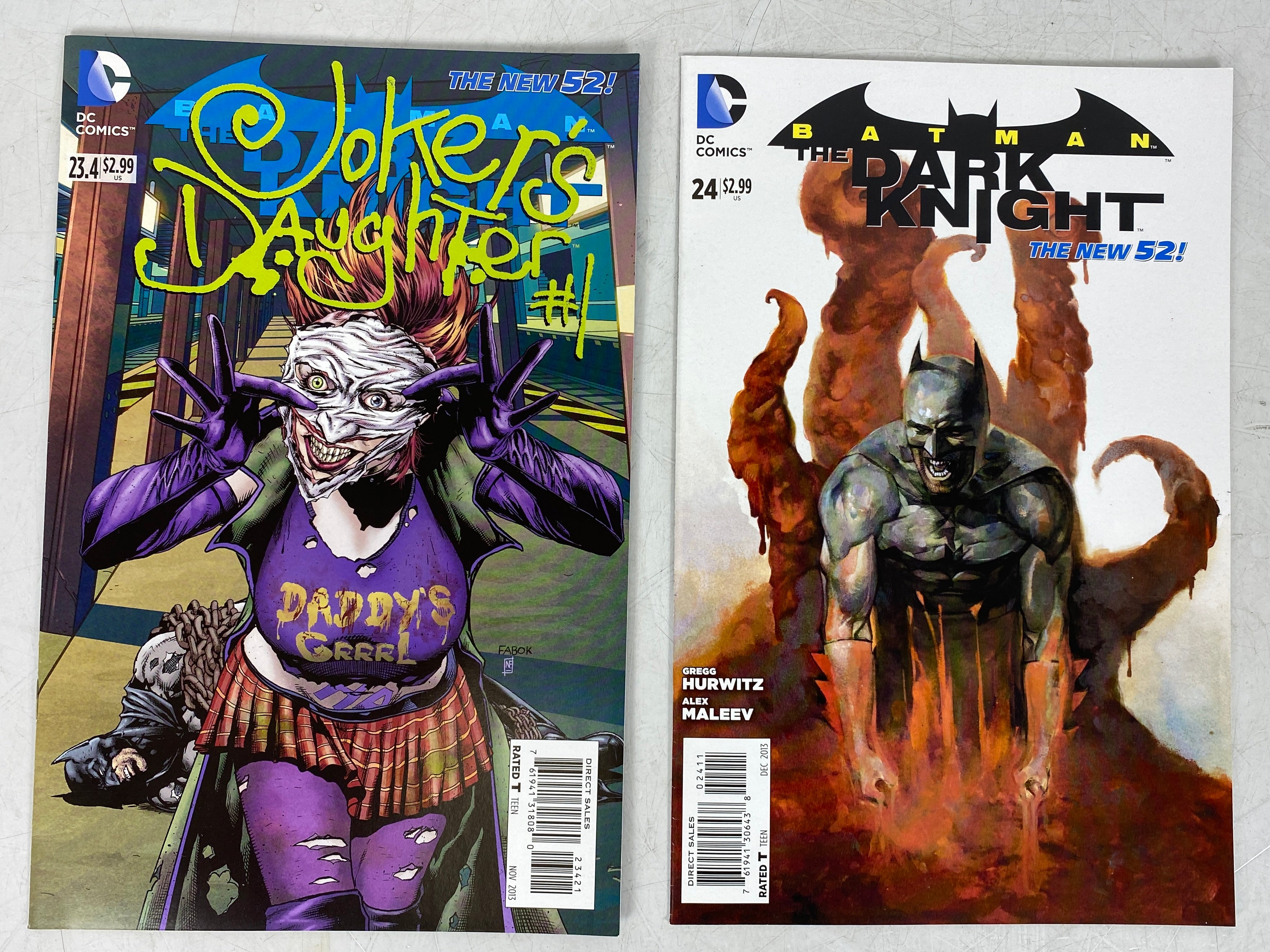 Lot of 32 Batman The Dark Knight (2011-2014)
