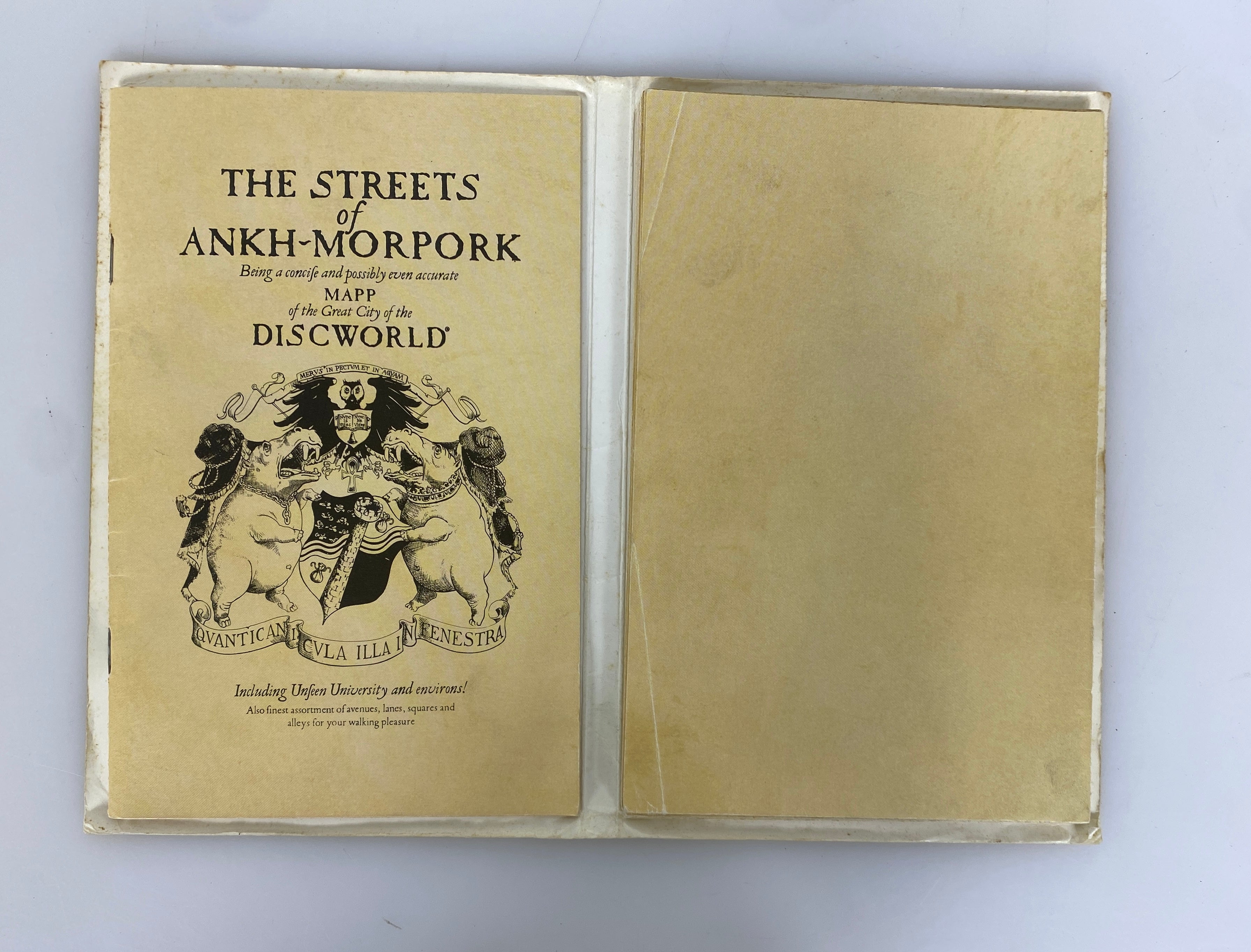 Lot of 3: Maps of Discworld Terry Pratchett & Stephen Briggs Corgi Books SC