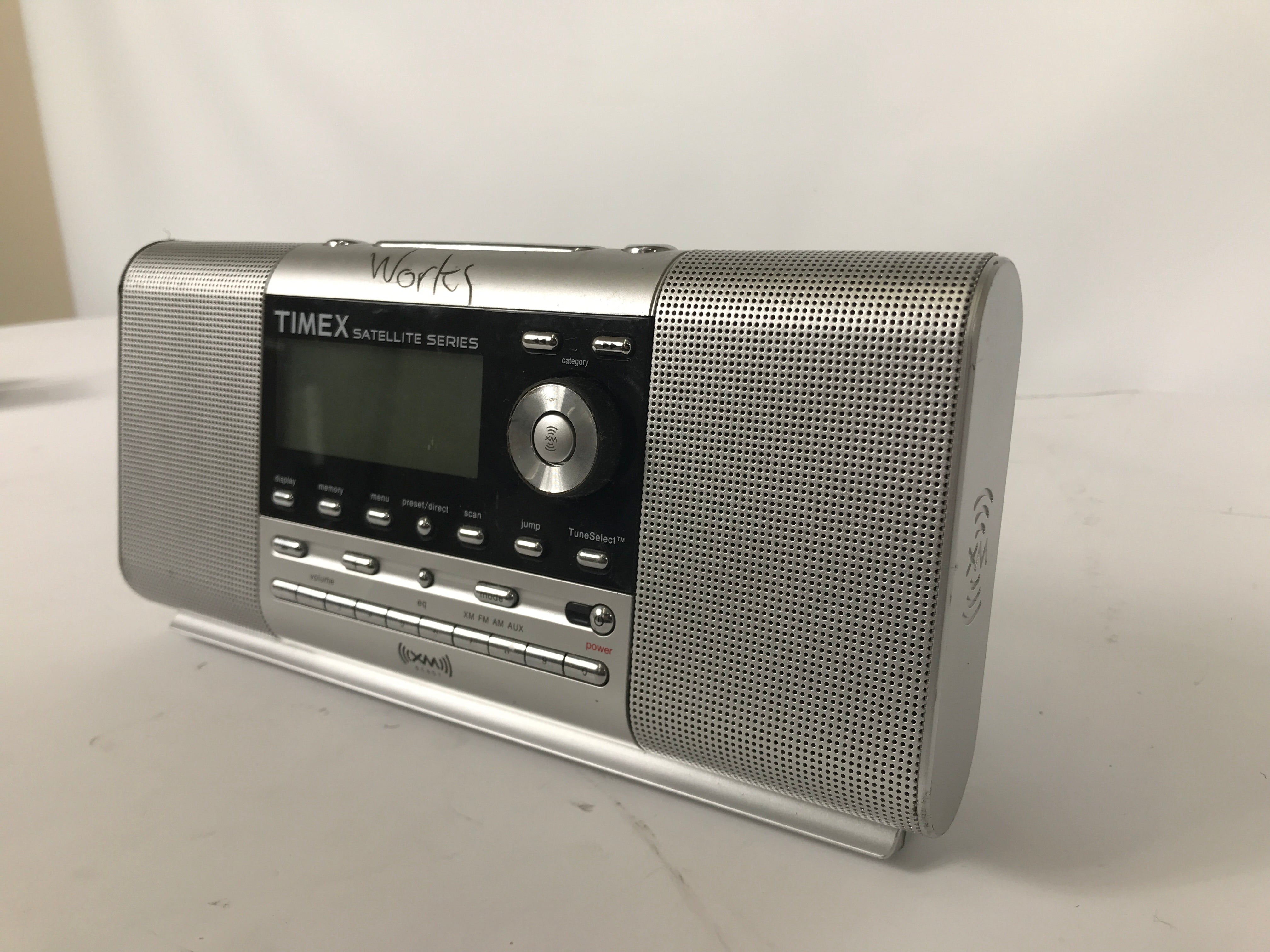 Timex TMX1 XM Ready Alarm Clock Radio