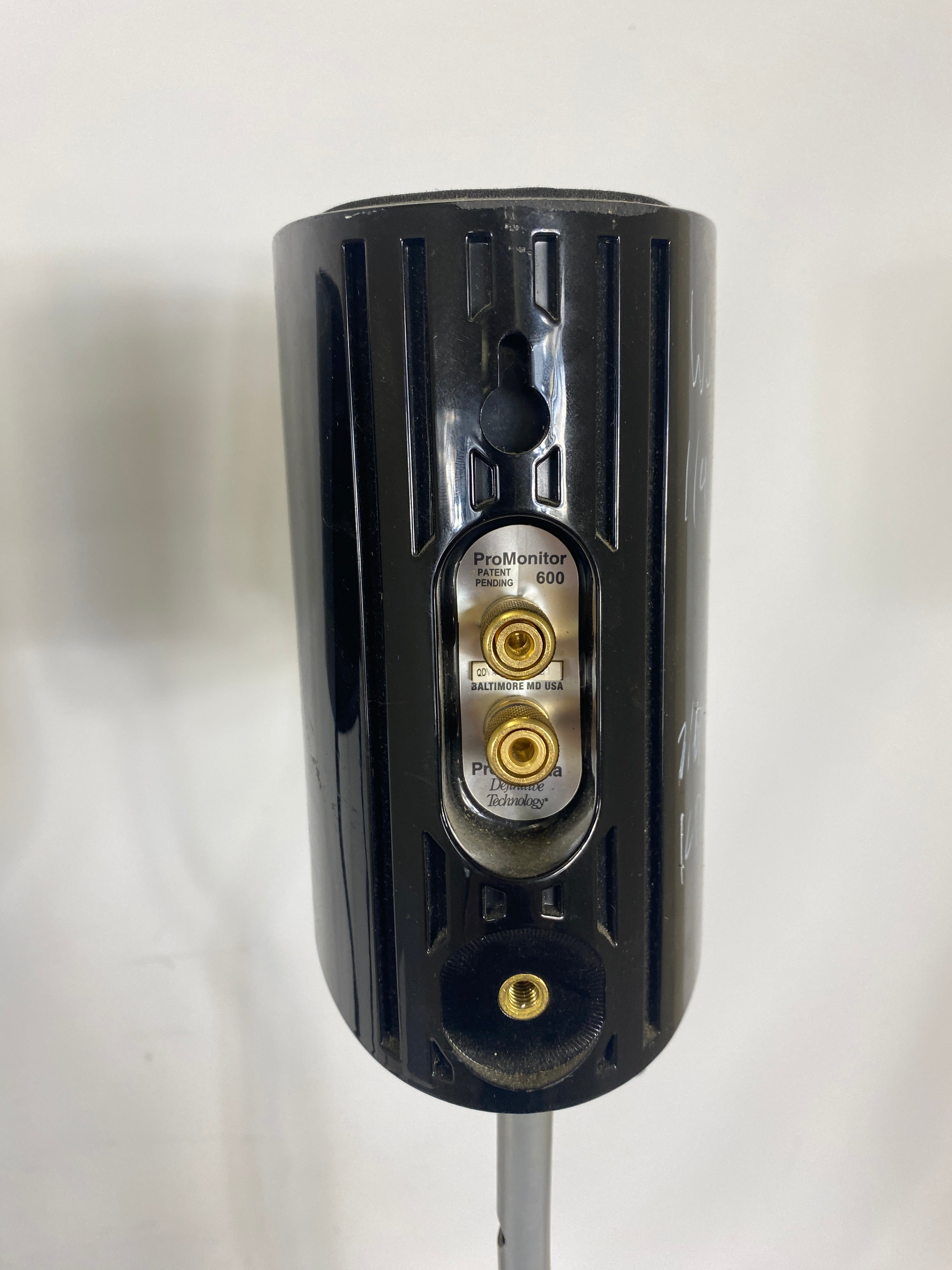 Set of 4 ProMonitor 600 Speakers with Stands