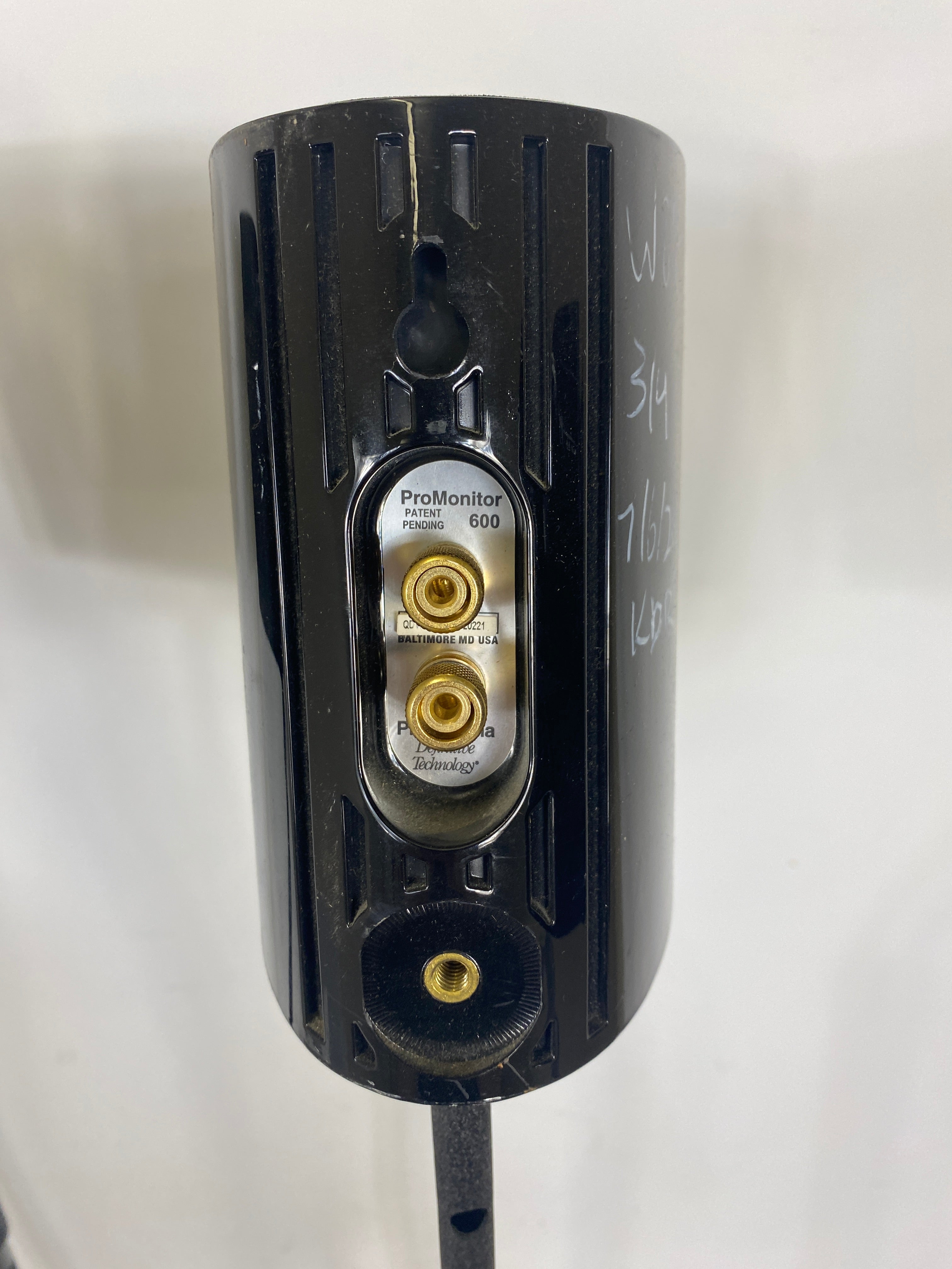 Set of 4 ProMonitor 600 Speakers with Stands